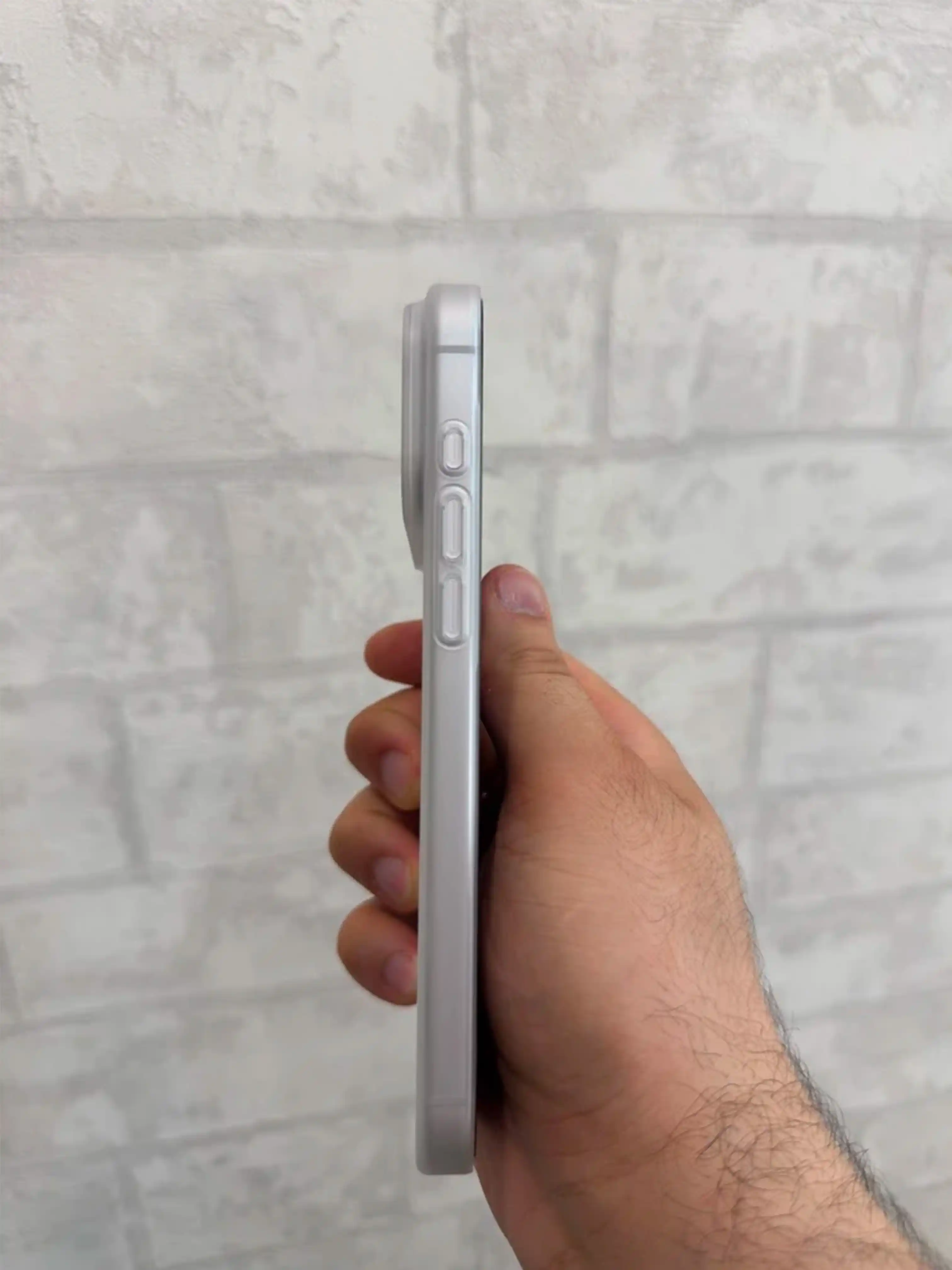 IPhone 15, 16, 17, 18 Pro, Max, Plus uchun shaffof, silikon g‘ilof (Rangli)