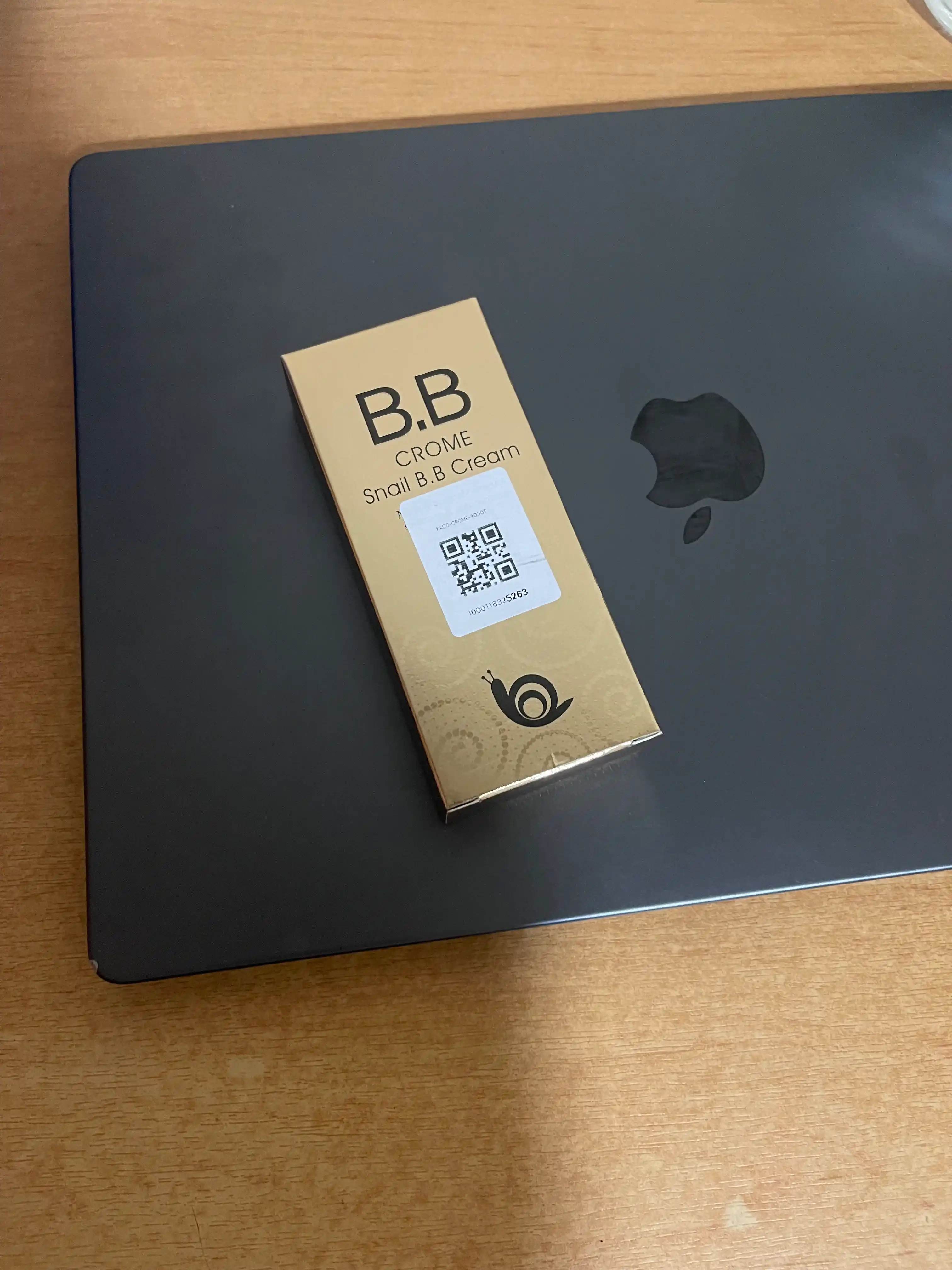 CROME SNAIL BB krem SPF50, с муцином улитки, отбеливающий тональный крем