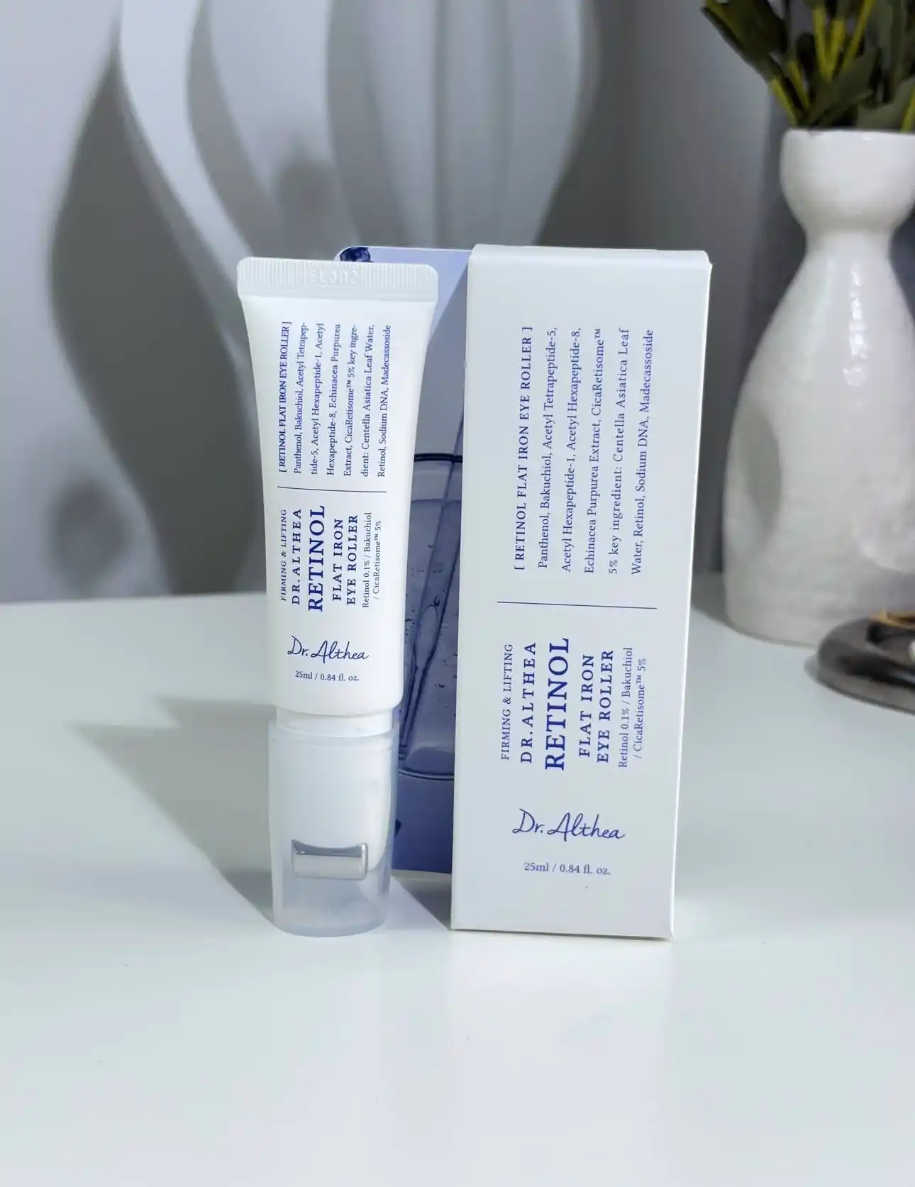 Массажный крем для век Dr.Althea Retinol Eye Roller 0,1%, от морщин и тёмных кругов, 25 мл