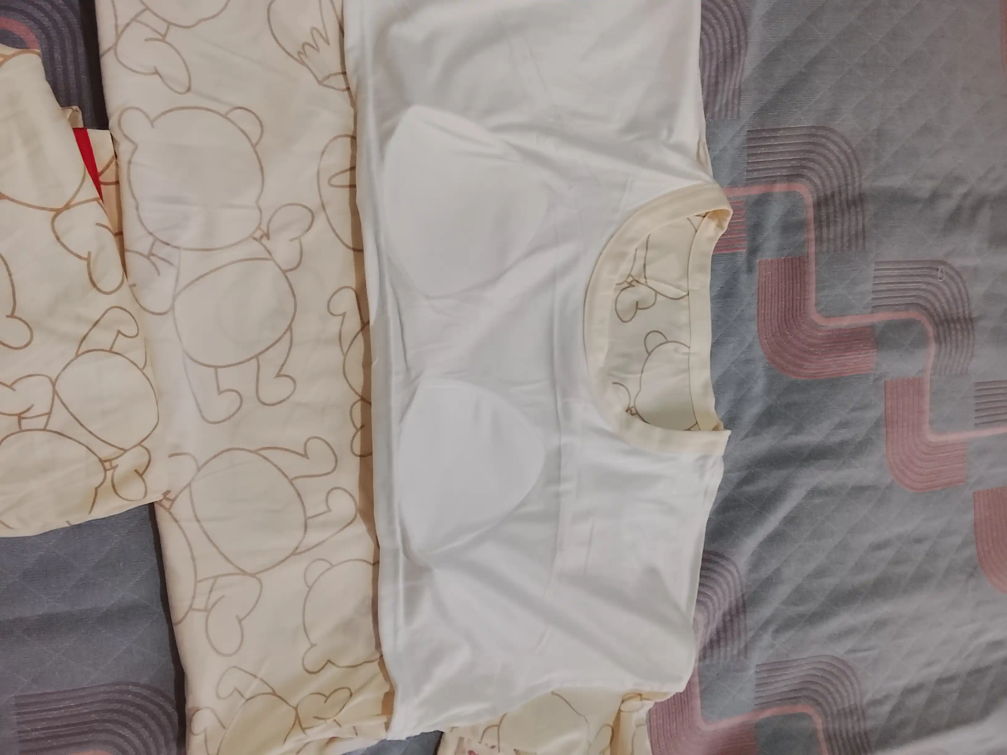 Ayollar va qizlar uchun pijama, ikki dona, ichki siynabandli, kofta va shimli, 2 tasi 1 da
