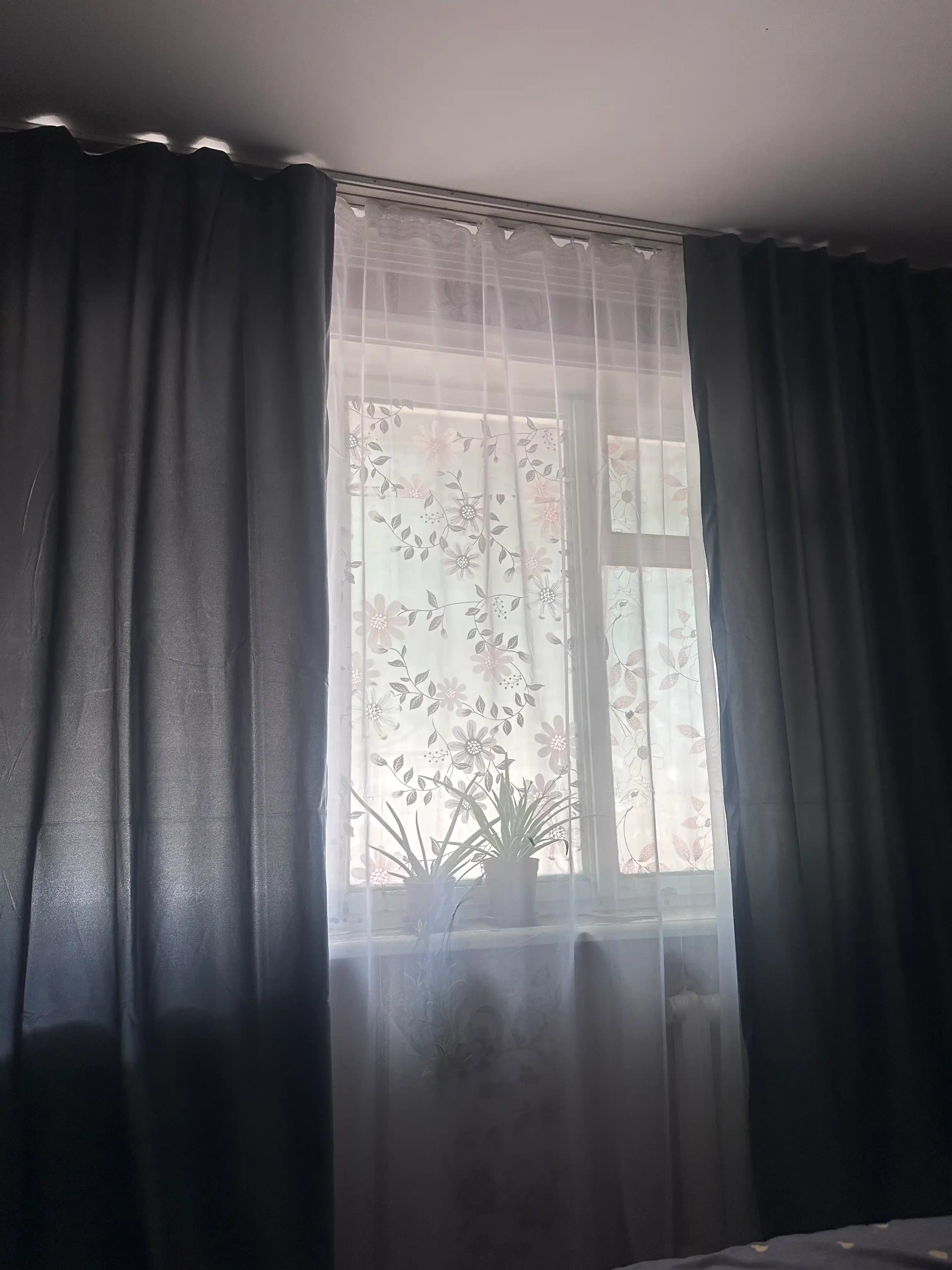 Velvet tyul parda - yuqori sifatli shaffof tyul, parda tasmasi, zamonaviy dizayn