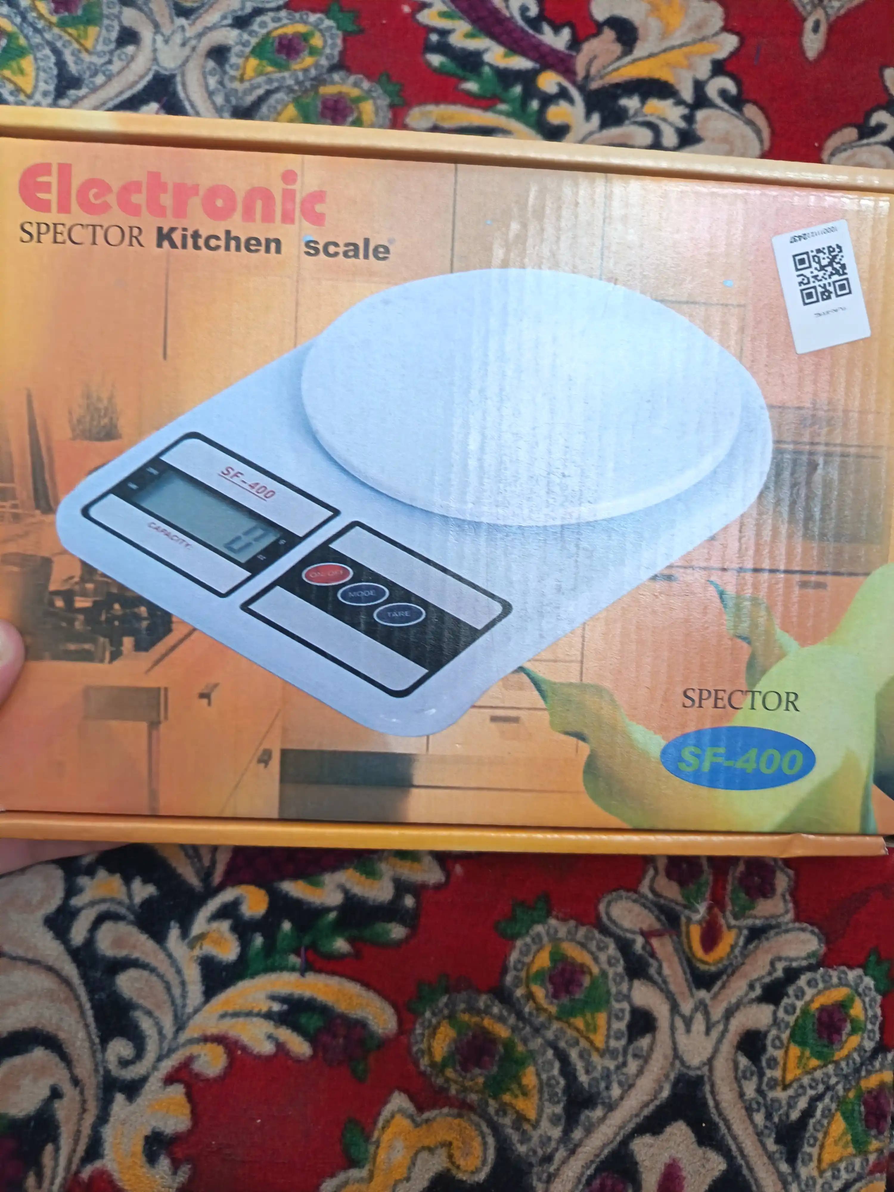 10 kg gacha bo‘lgan elektron oshxona tarozisi, akkumulyatorlar bilan jihozlangan