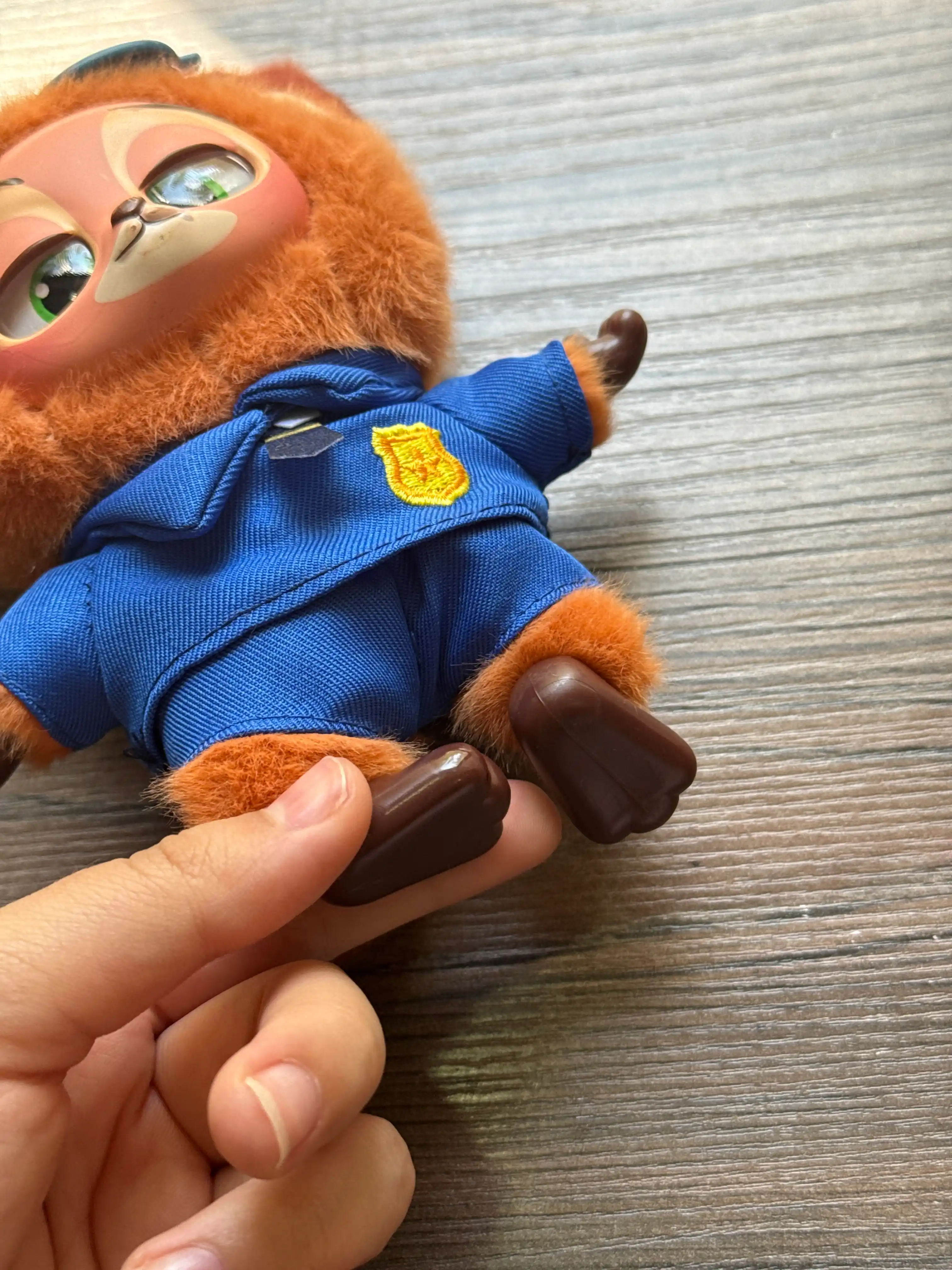 Labubu Zootopipia kollektsiyallari yumshoq o'yinchoq to'plamlari, brelok