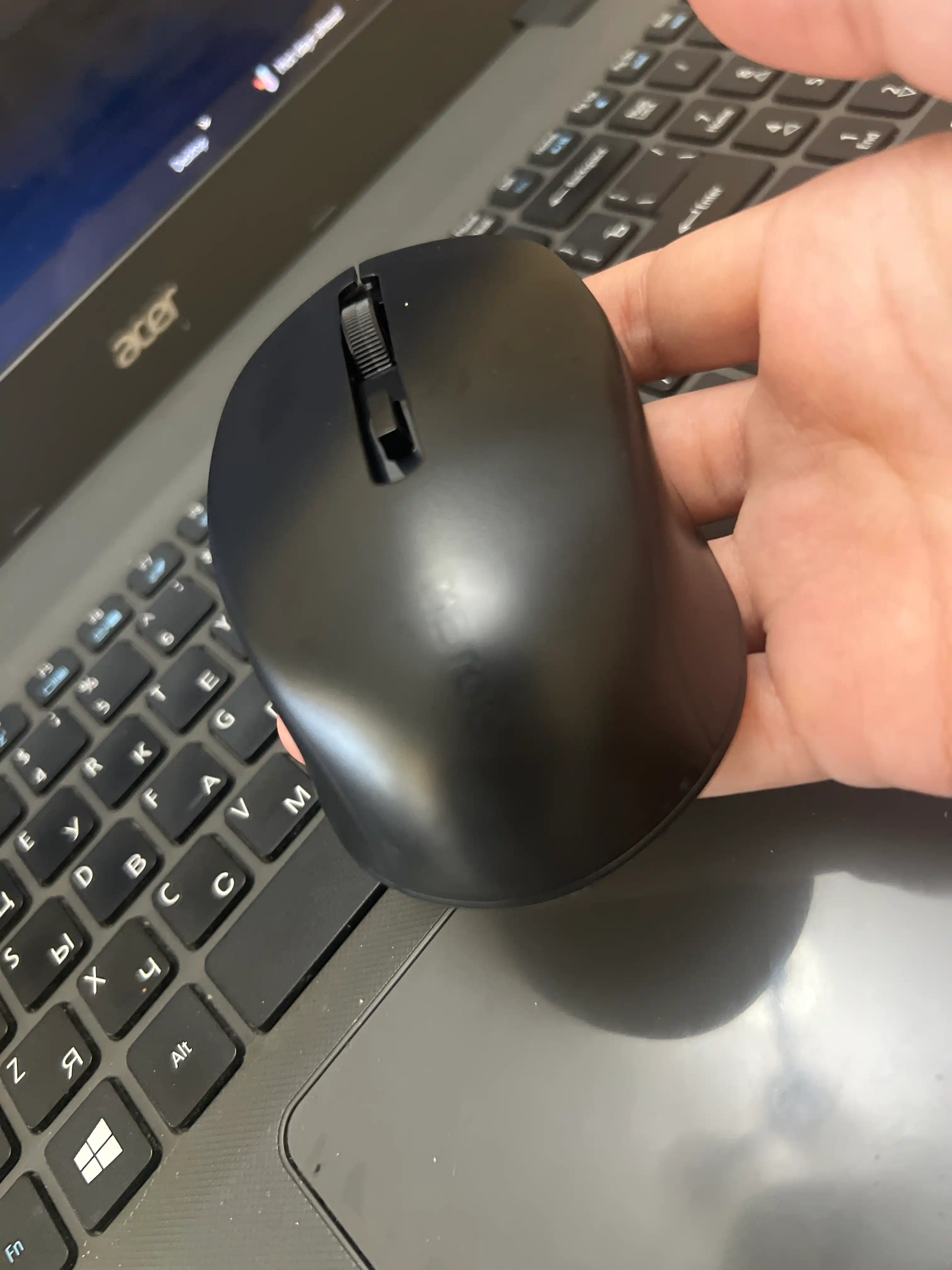 Sichqoncha simsiz va ovozsiz  2.4G va Bluetooth Metoo E0