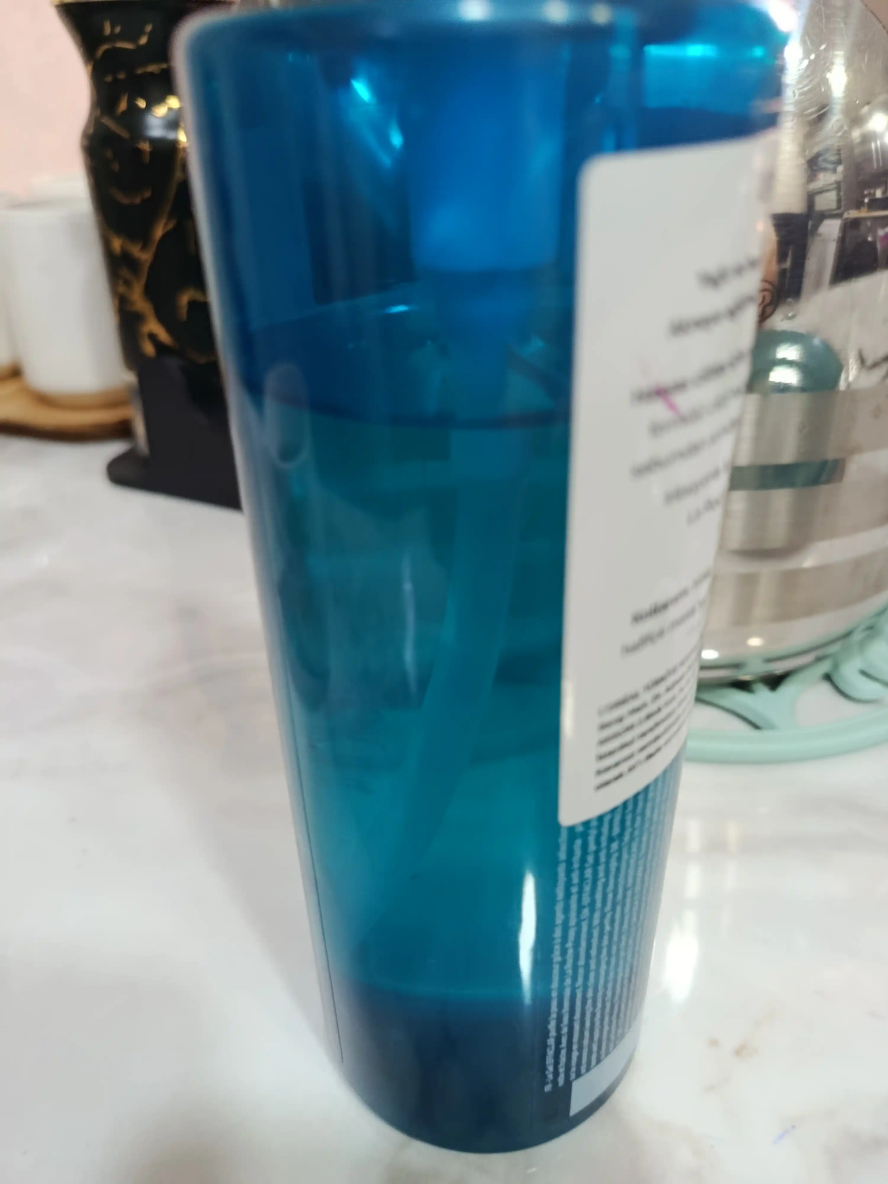 Effaclar очищающий микроотшелушивающий гель для кожи с выраженными несовершенствами, 400 мл