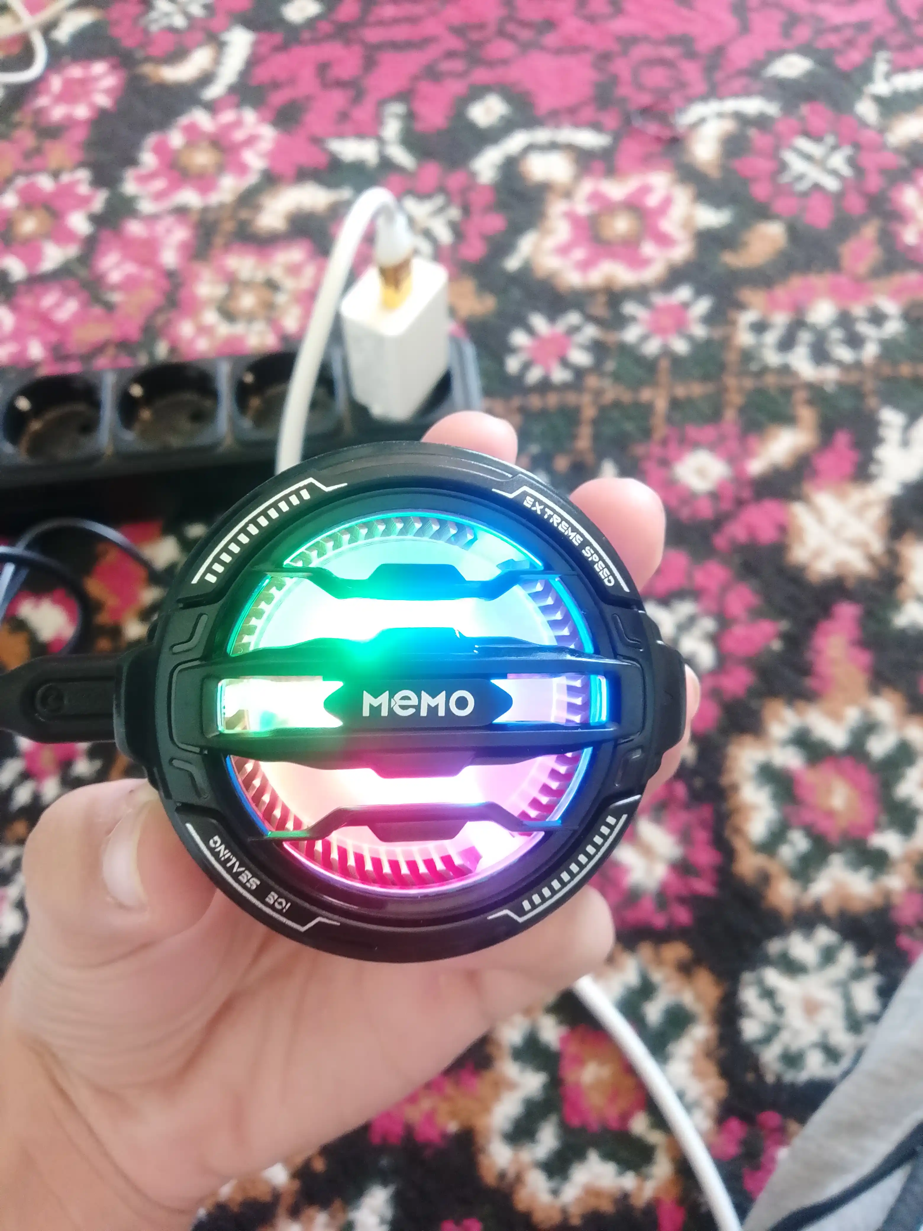 Memo CX-07 telefon va uchun magnitli Kuler, RGB yoritgichli, Kuller 8000 aylanish/min