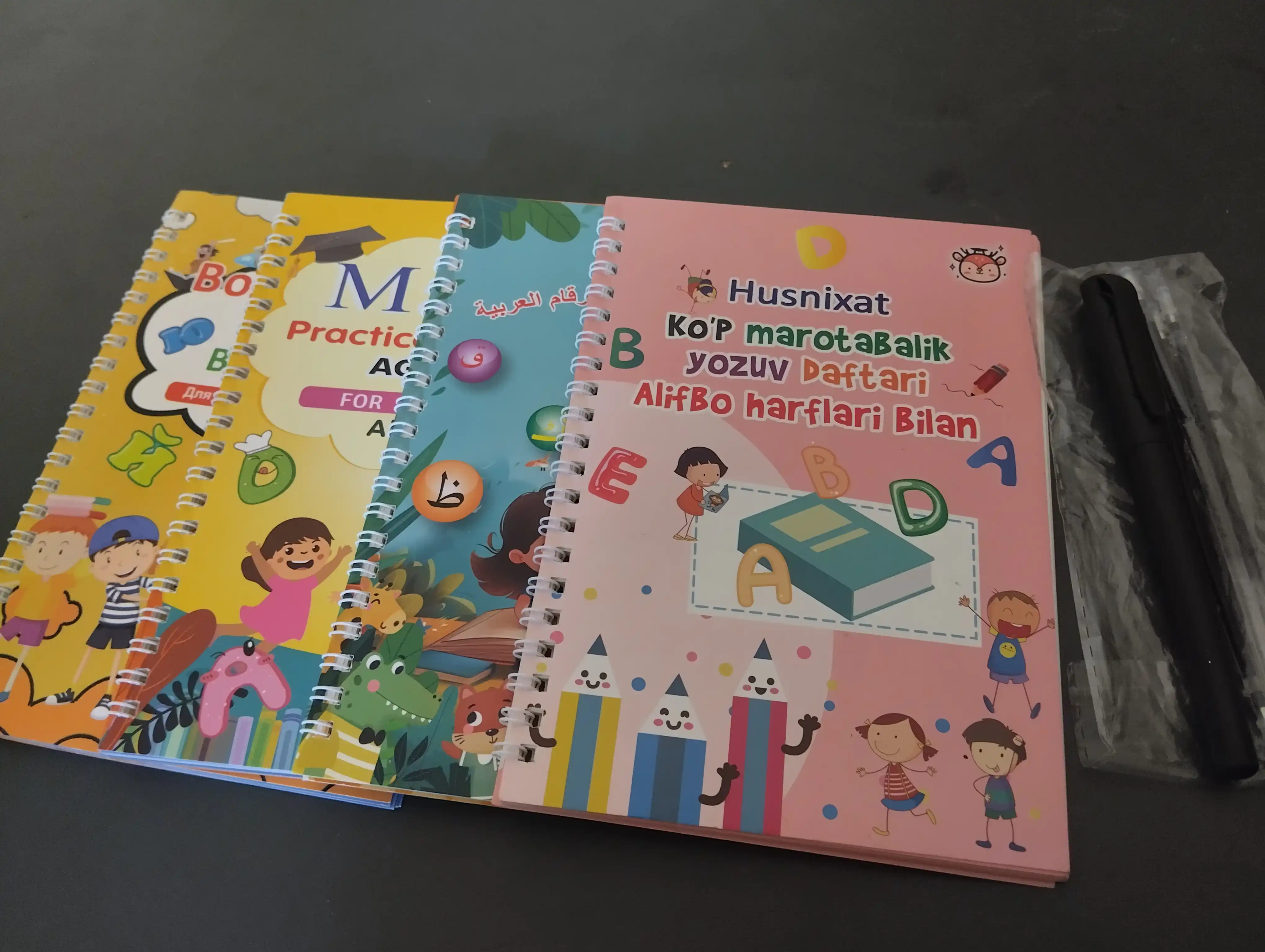 Ko‘p marta ishlatiladigan xattotlik daftarlari – turli xil yozuv va mashq daftarlari