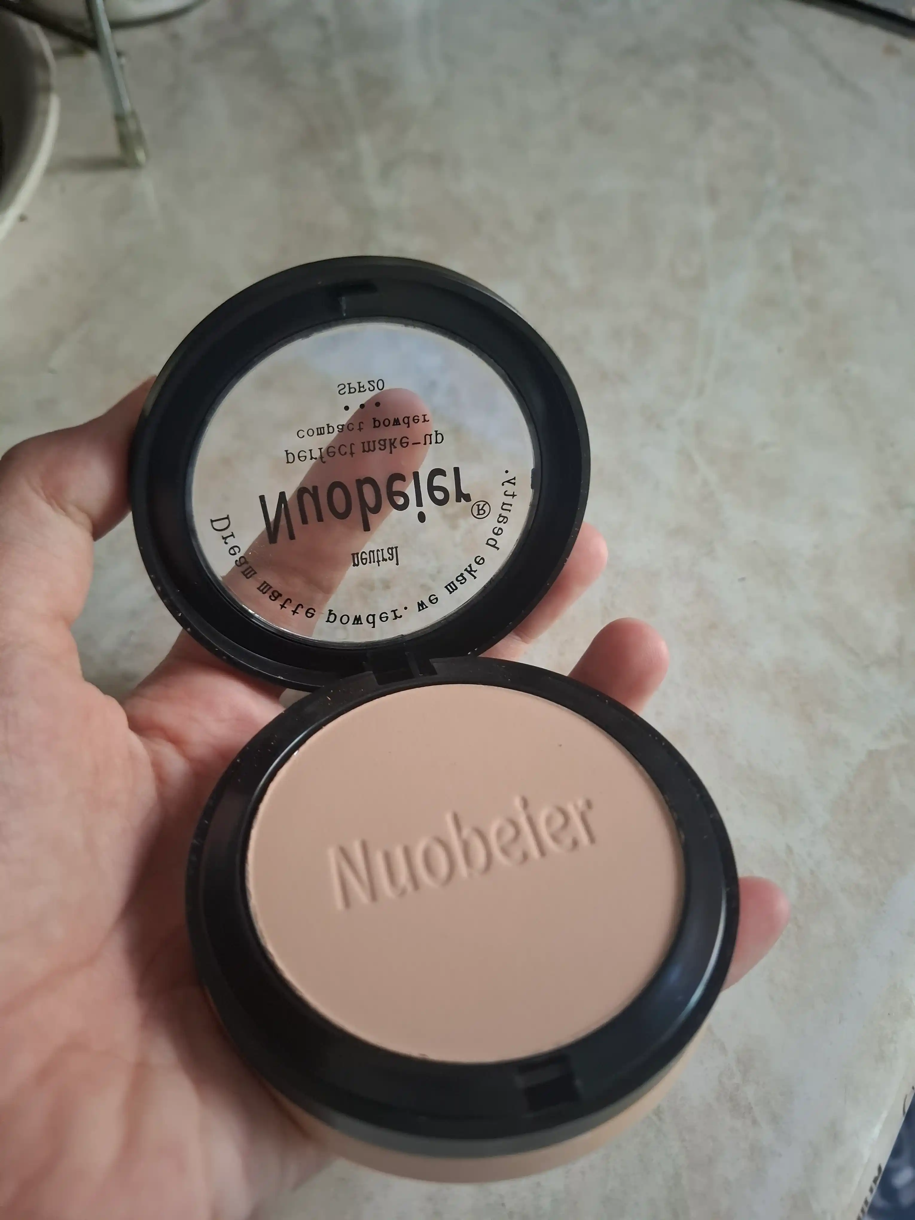 Пудра для лица Nuobeier SPF 20 Matte Powder