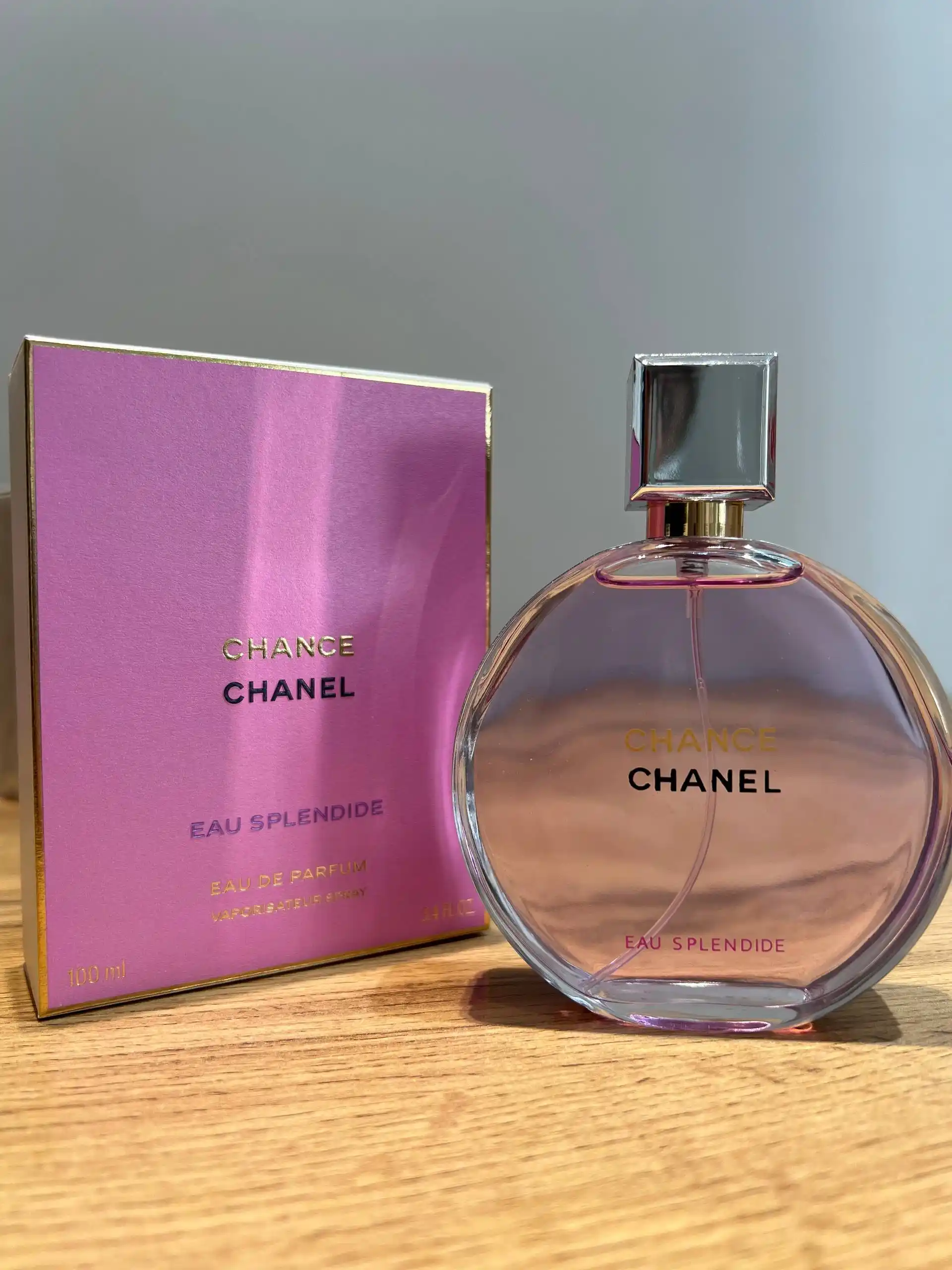 Chanel Chance Tendre ayollar uchun, Fransiya