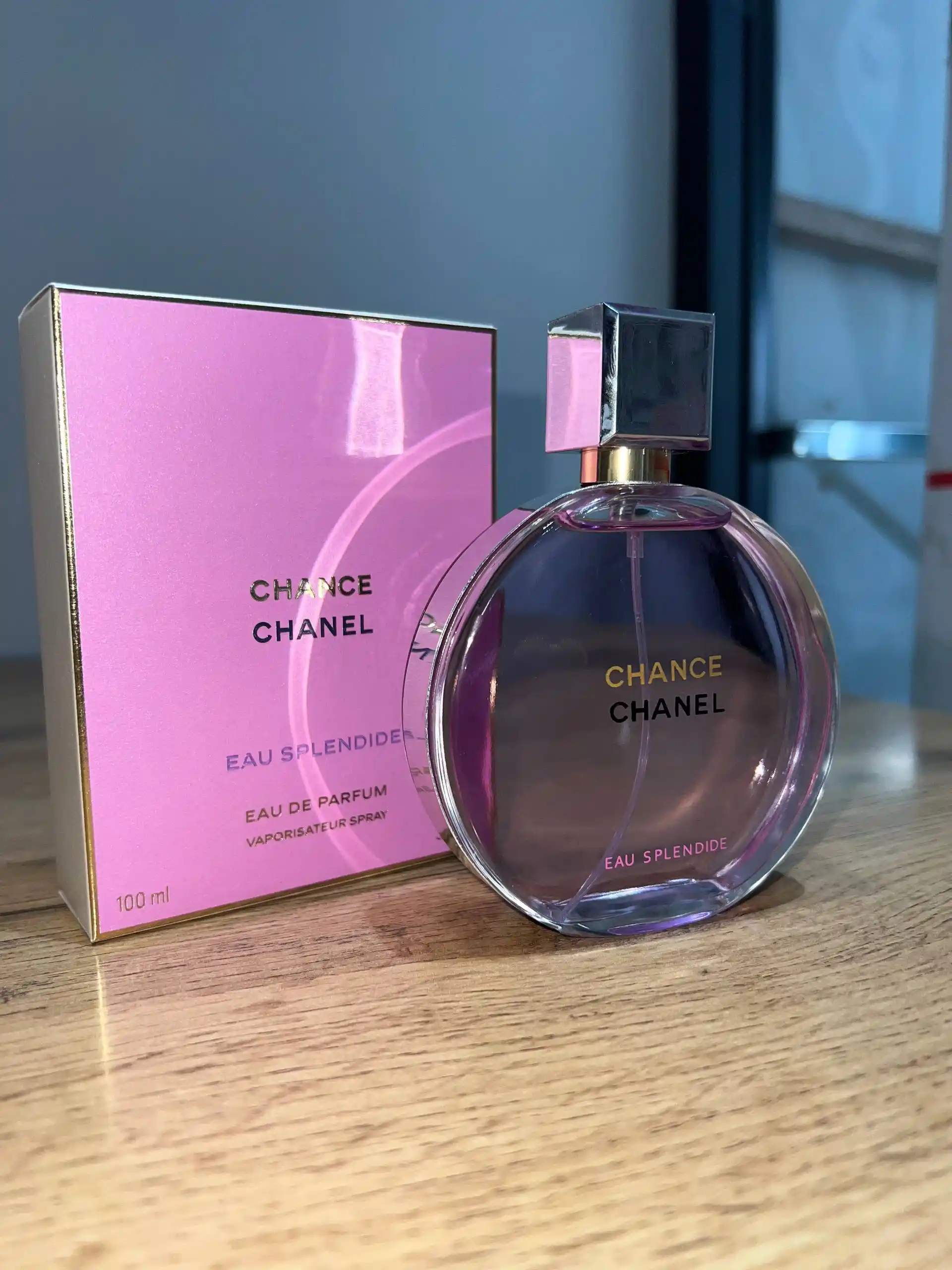 Chanel Chance Tendre ayollar uchun, Fransiya