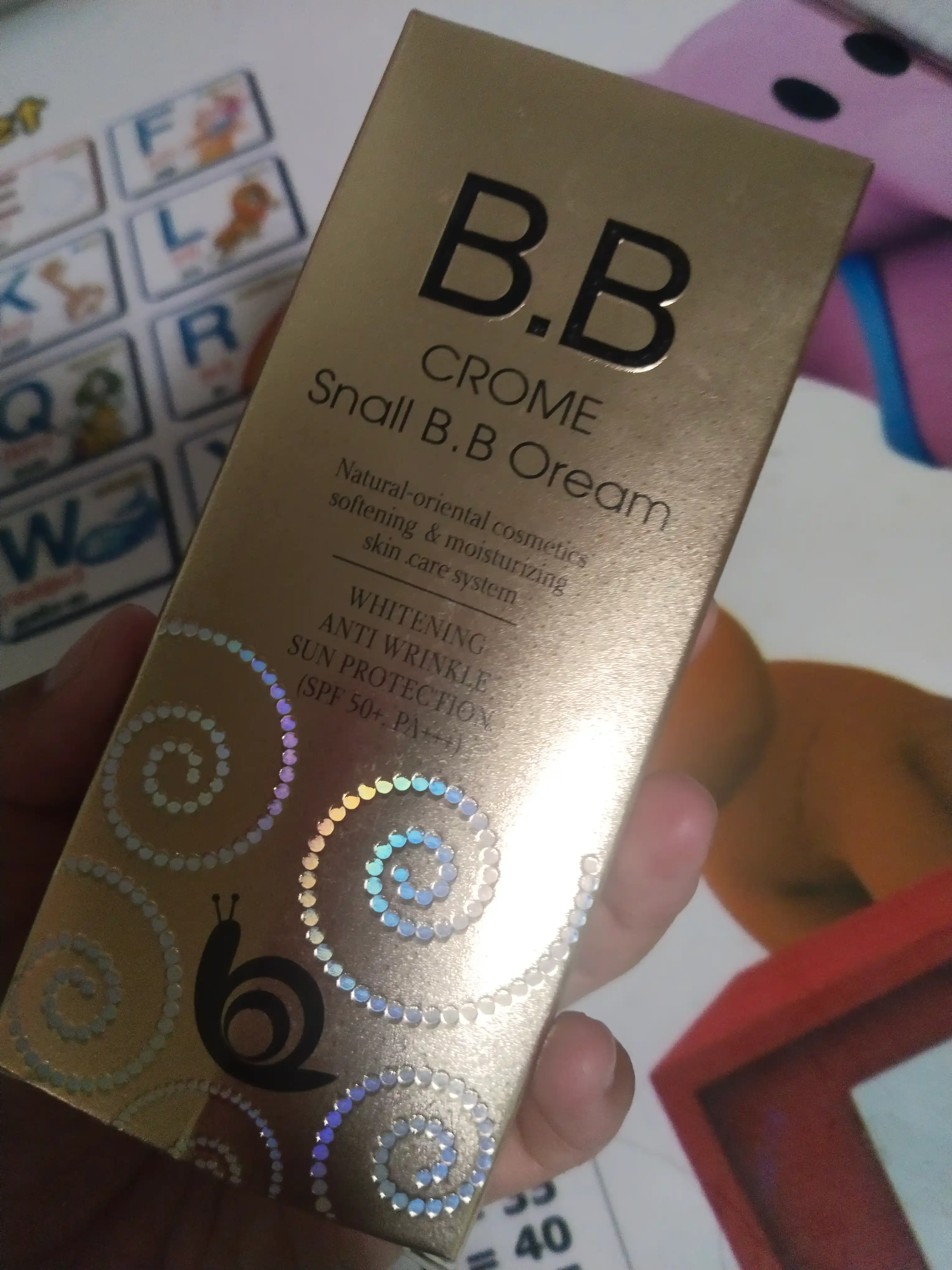 Ko'p funksiyali oqartiruvchi tonal krem BB krem Crome Snail SPF 50+, 50 ml