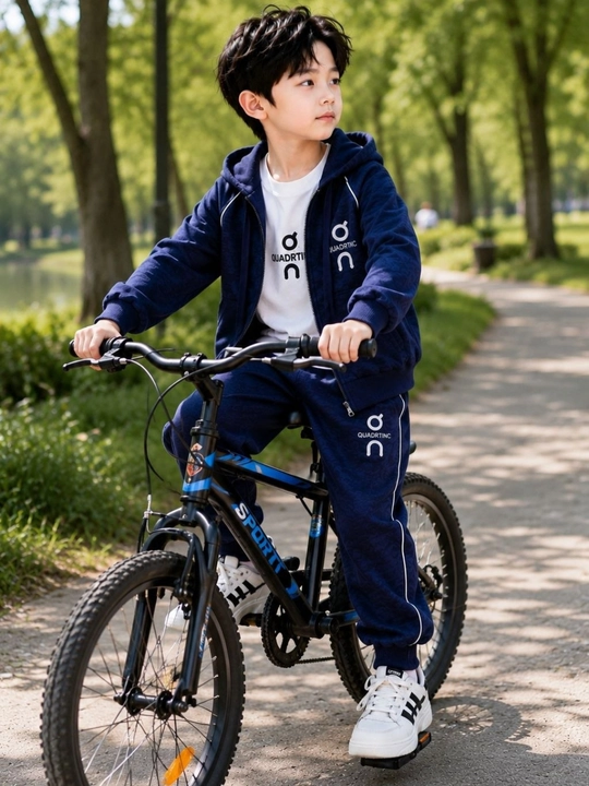 O‘g‘il bolalar uchun sport kostyumi, kapyushonli to‘plam, 1-6 yosh