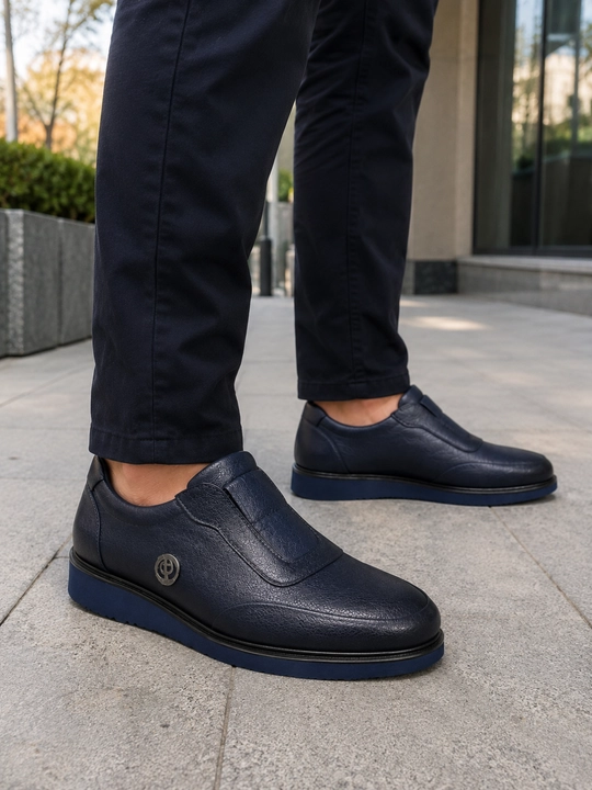 Erkaklar kundalik tuflisi, zamonaviy slip-on, qulay va yumshoq oyoq kiyim