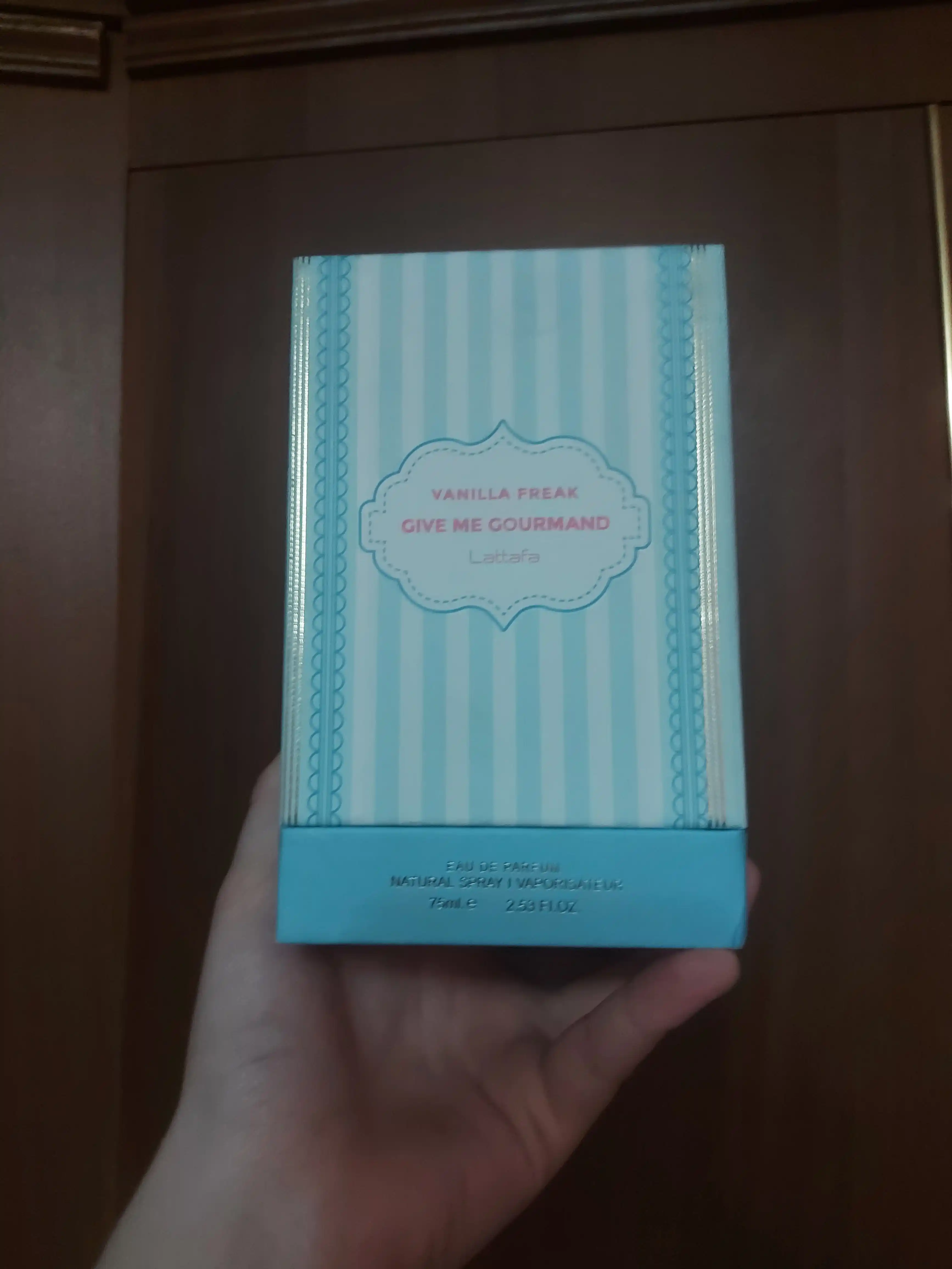 Lattafa perfumes Eau de Parfum Cupcake Design, 100 ml, женский, парфюмерная вода