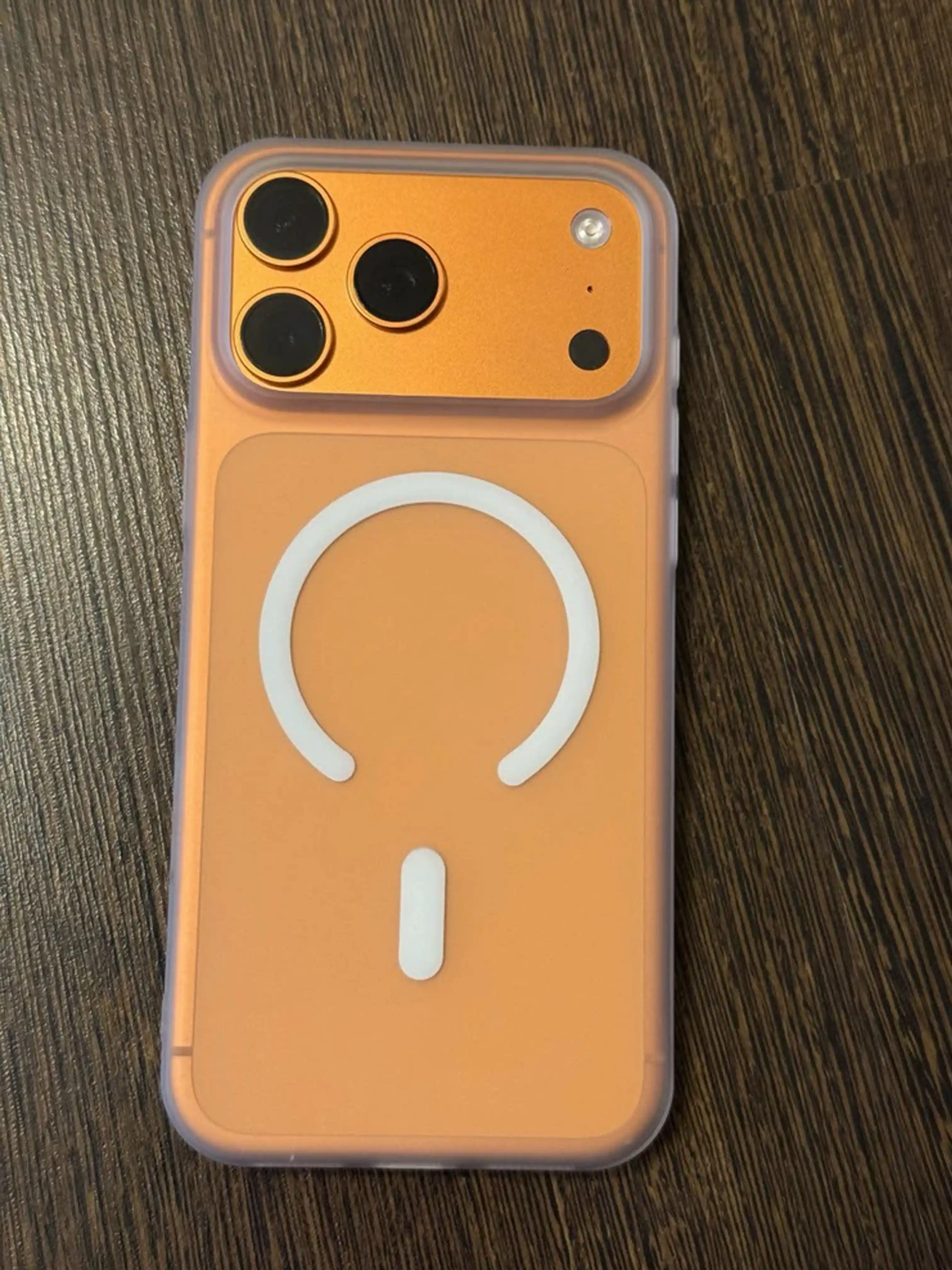 IPhone 15, 16, 17, 18 Pro, Max, Plus uchun shaffof, silikon g‘ilof (Rangli)