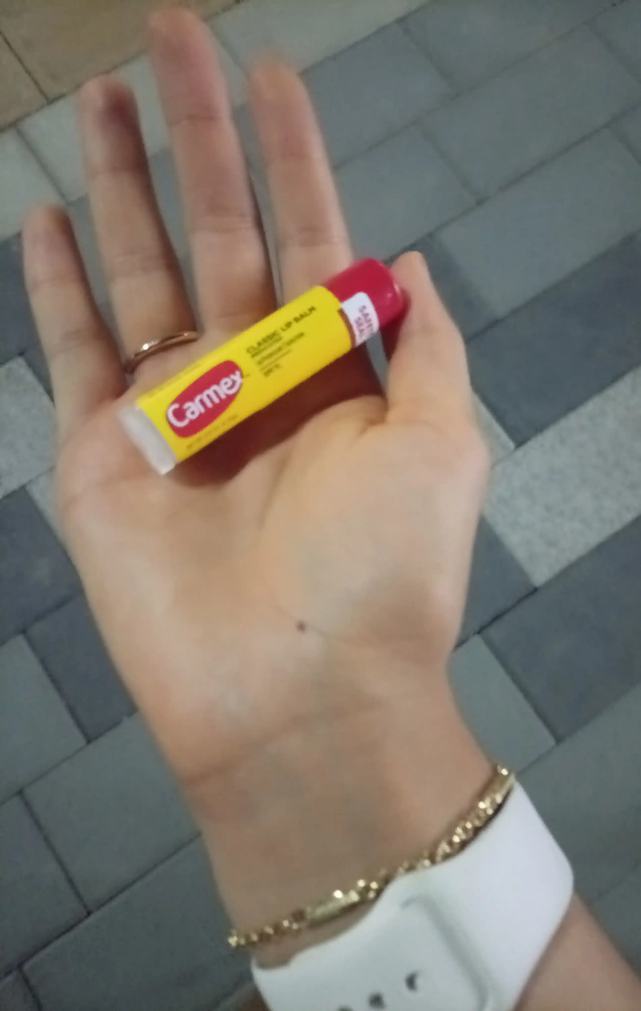 Lab uchun balzami Carmex stick, 4.25 g