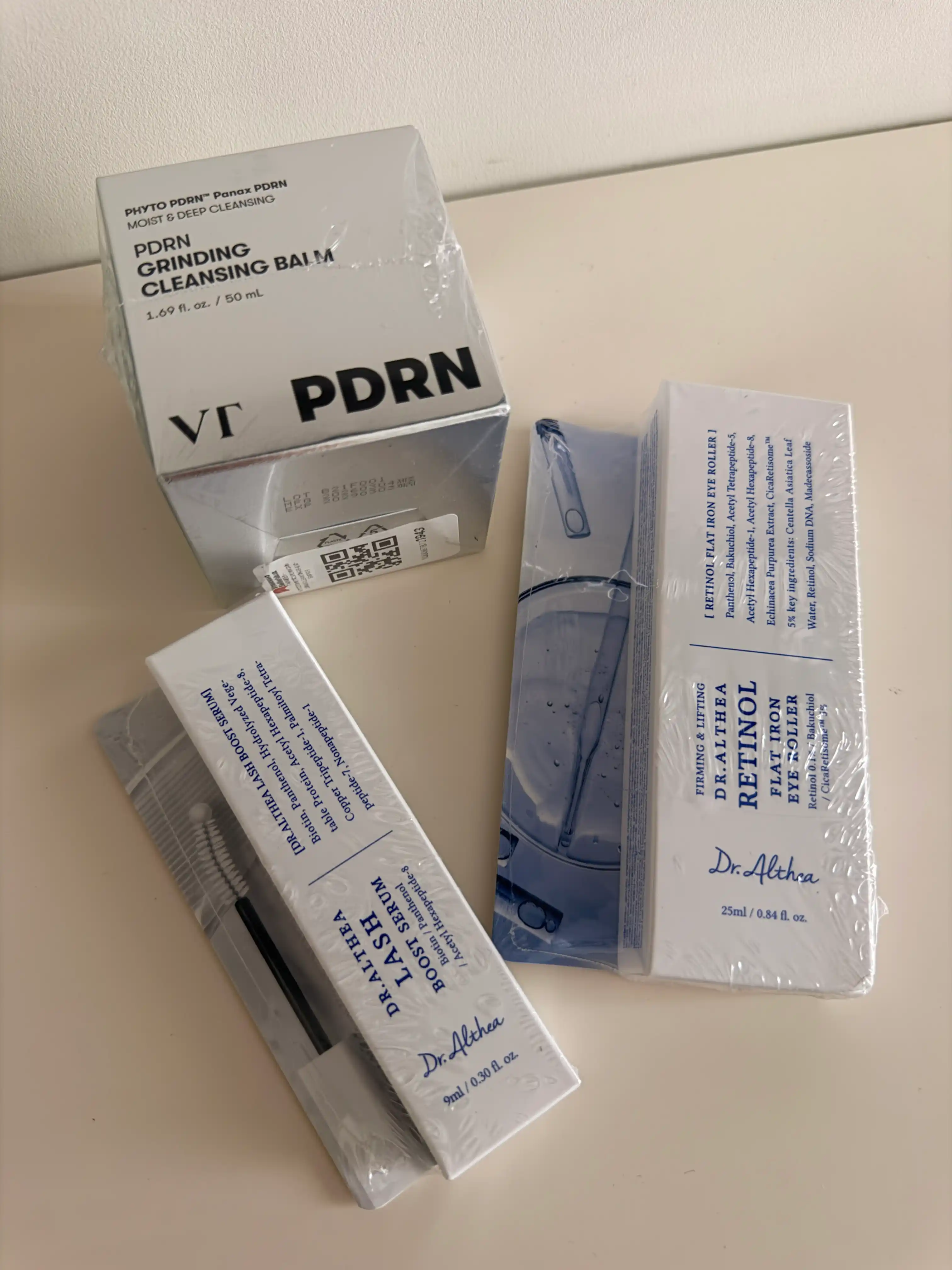 Массажный крем для век Dr.Althea Retinol Eye Roller 0,1%, от морщин и тёмных кругов, 25 мл
