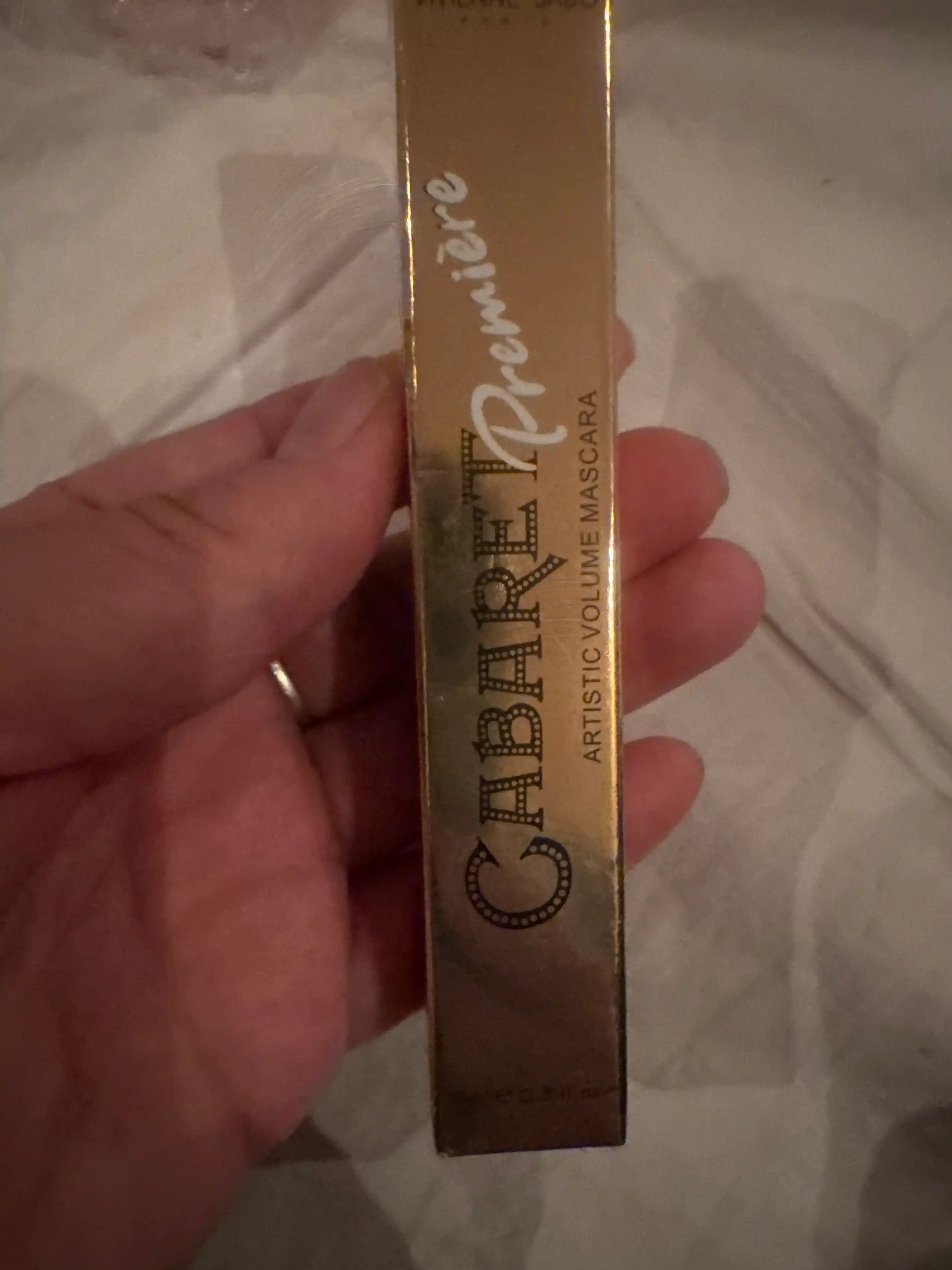 Cabaret Premiere, черная мечта для черных глаз