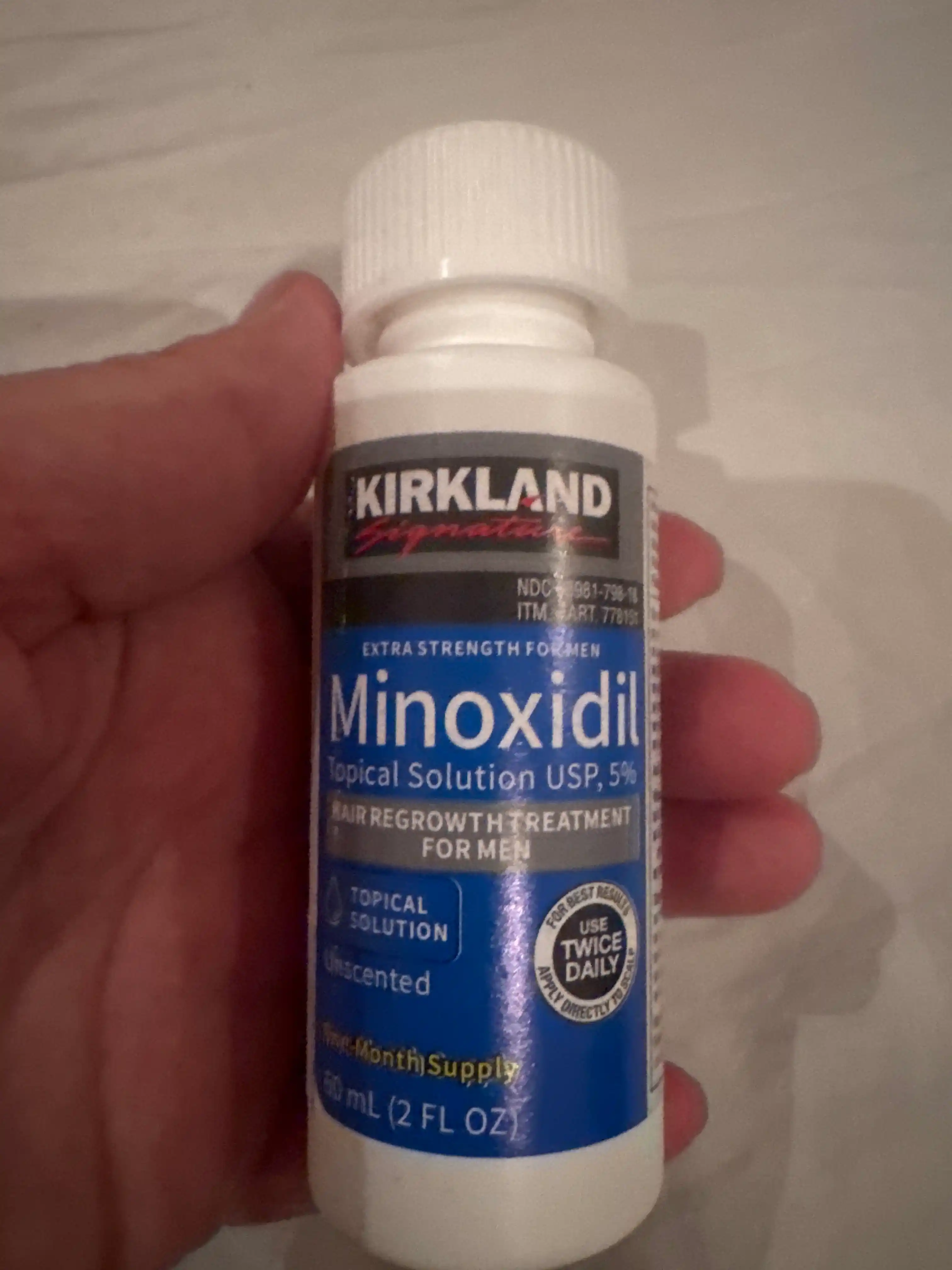 Soch va soqol o'stirish uchun minoksidil Kirkland Minoxidil 5%, 60 ml