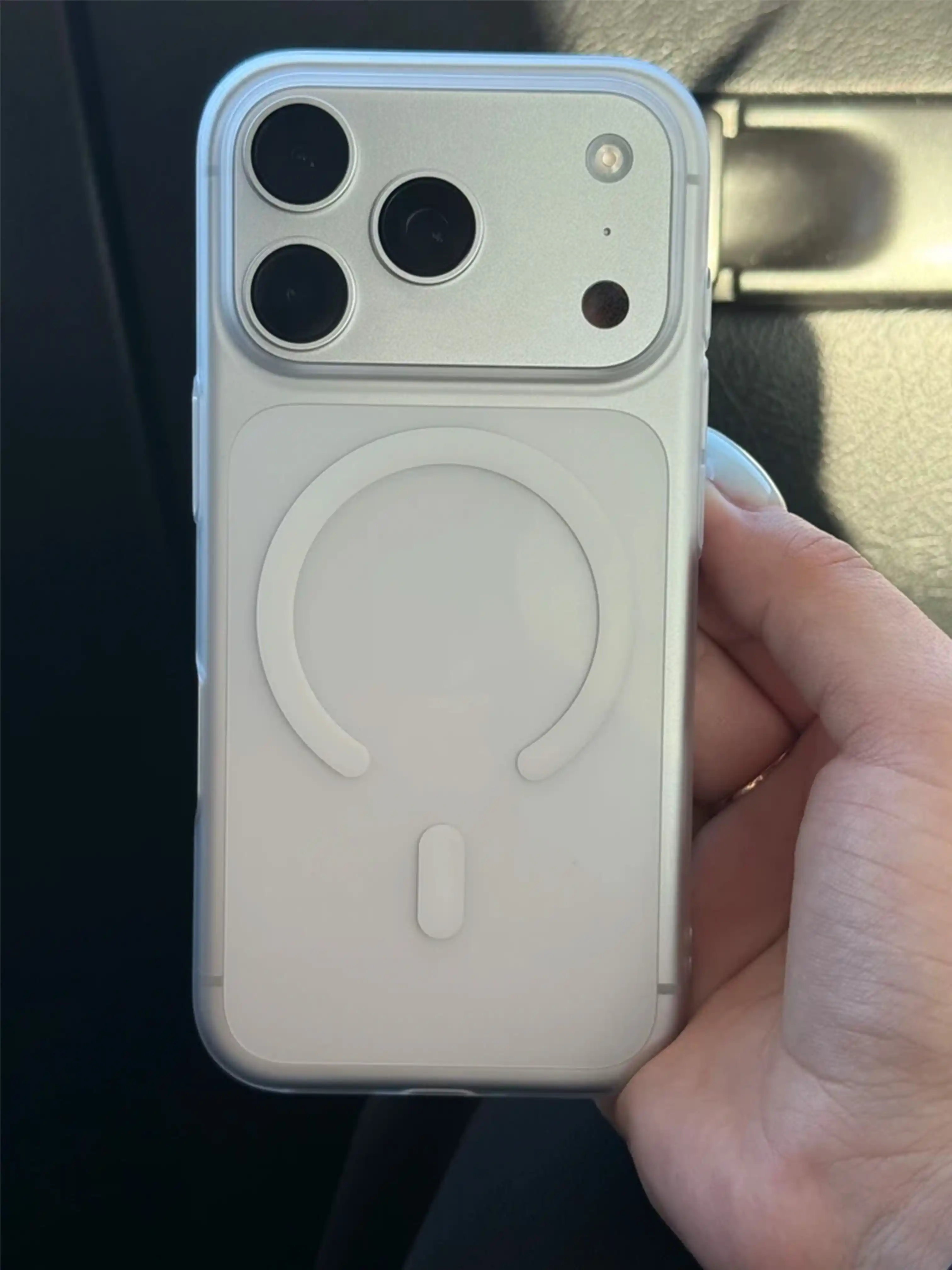 IPhone 15, 16, 17, 18 Pro, Max, Plus uchun shaffof, silikon g‘ilof (Rangli)