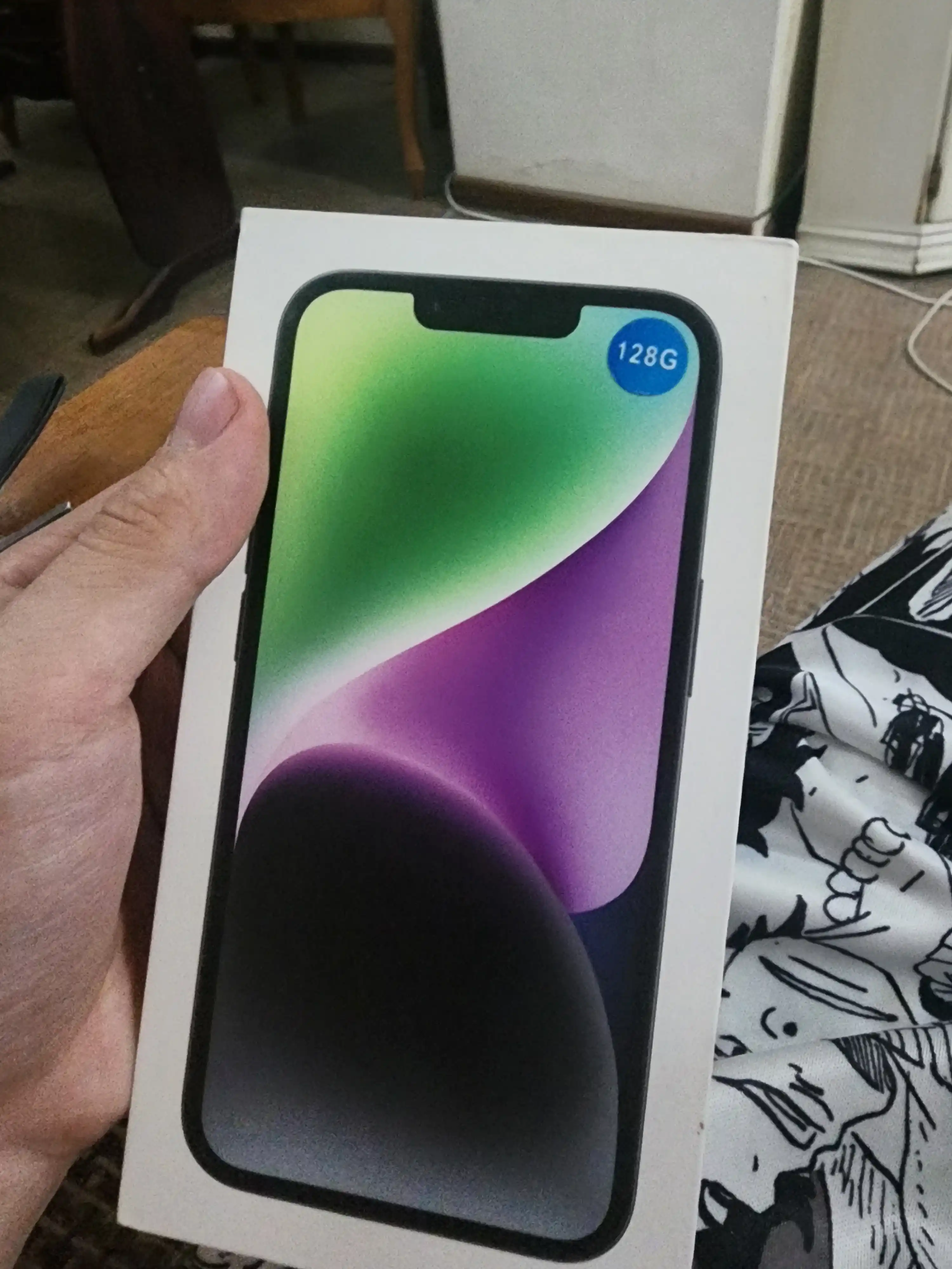 Smartfon Apple iPhone 14, 128/256 GB, SIM+sim, chehol va shisha sovg'a sifatida