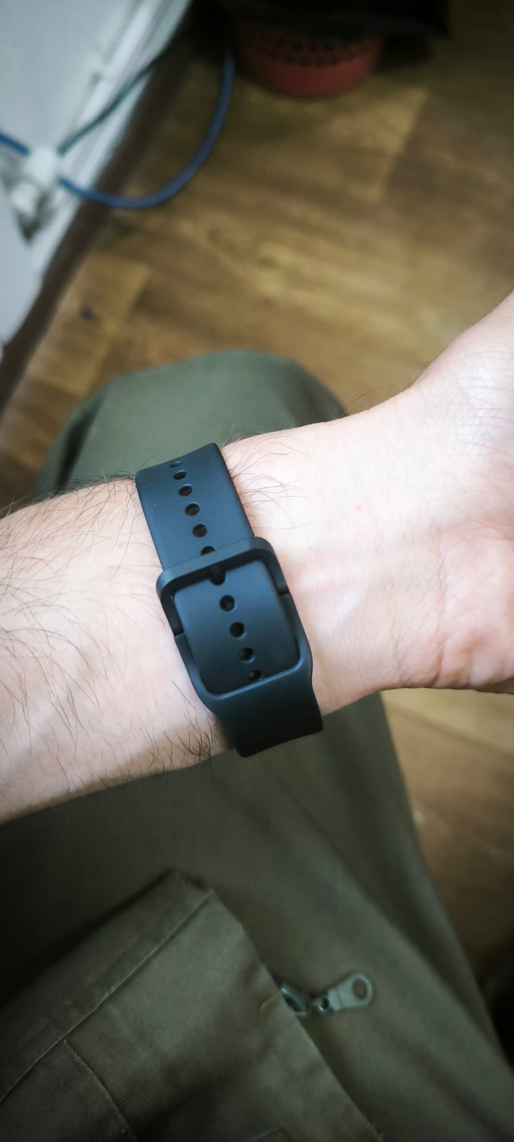 Смарт-часы REDMI Watch 6, 2,07-дюймовый AMOLED дисплей; Корпус толщиной 9,9 мм