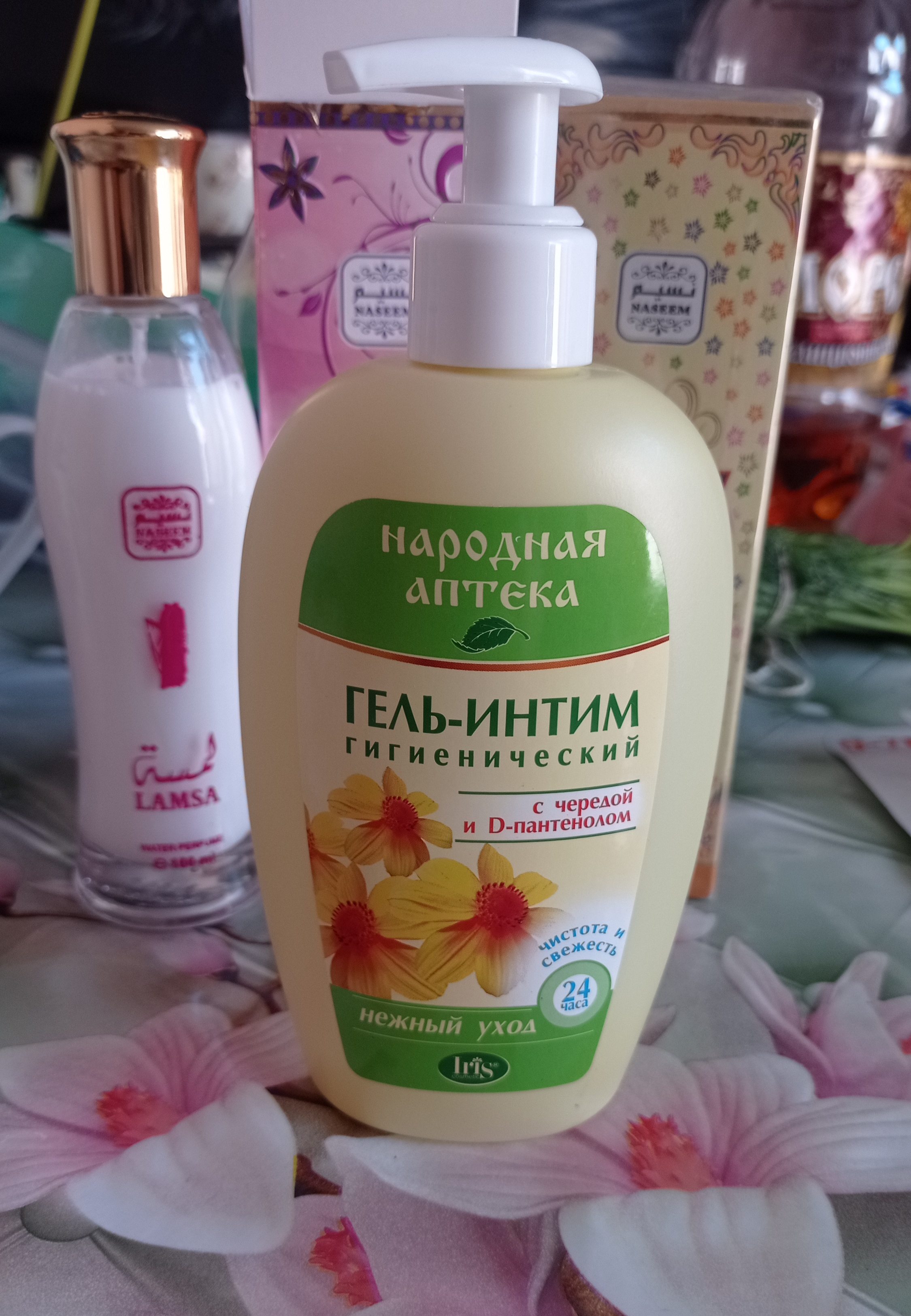 Gigienik intim gel Народная аптека, chereda va D-Pantenol bilan, 250 ml