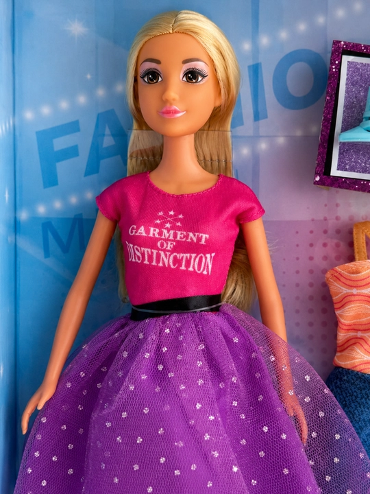 Barbi qo'g'irchoqlar to'plami, akssesuarlari bilan, +3