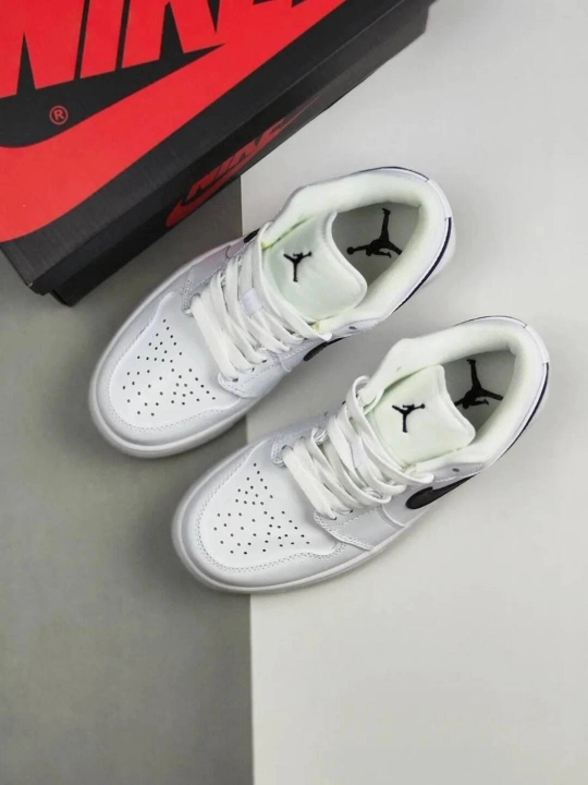 NIKE SB DUNK LOW va AIR JORDAN krossovkalari, sport, uniseks, 36 - 45, yoz va kuz uchun