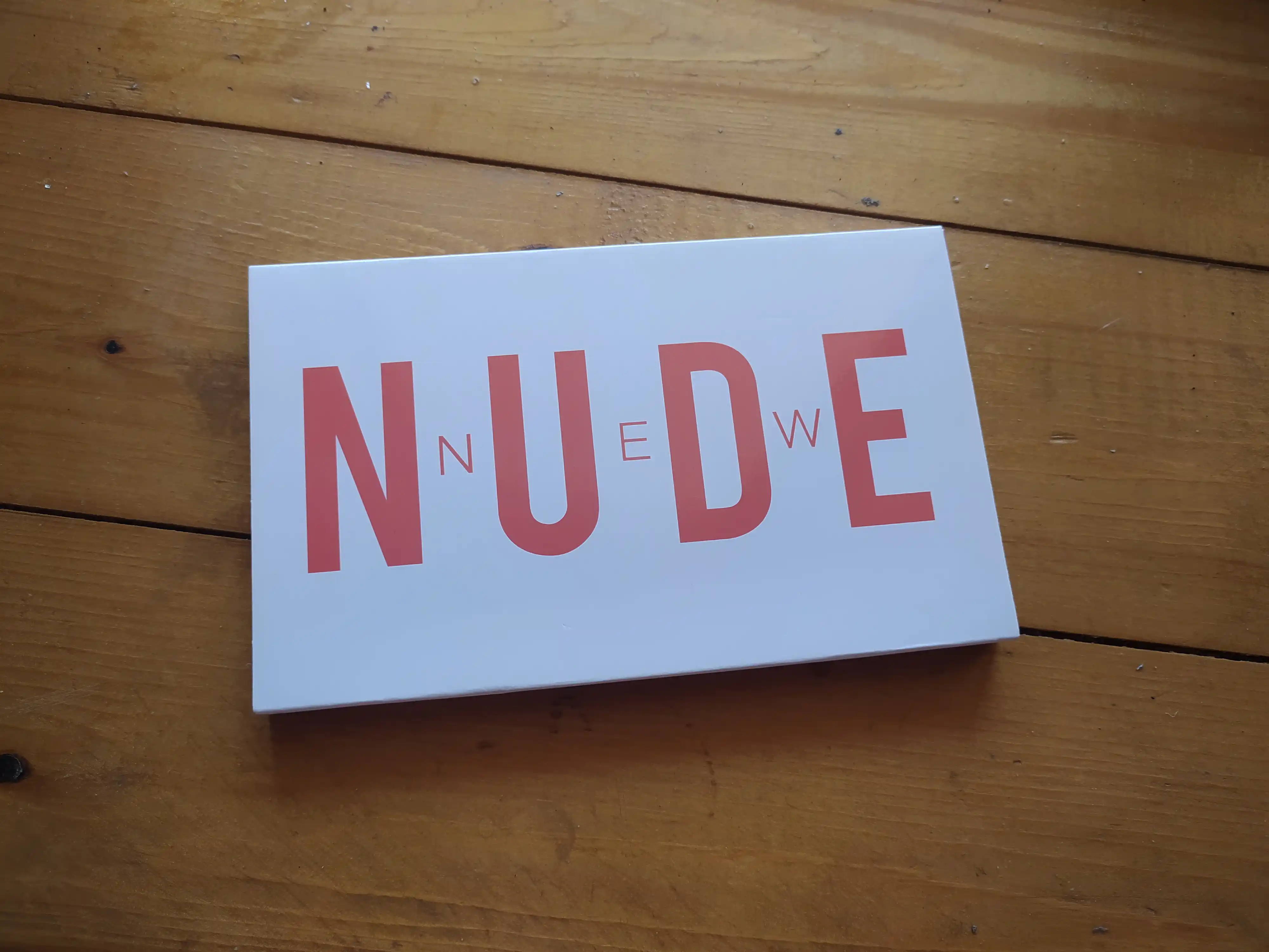 Тени для век Huda Beauty NUDE, 18 разных цветов