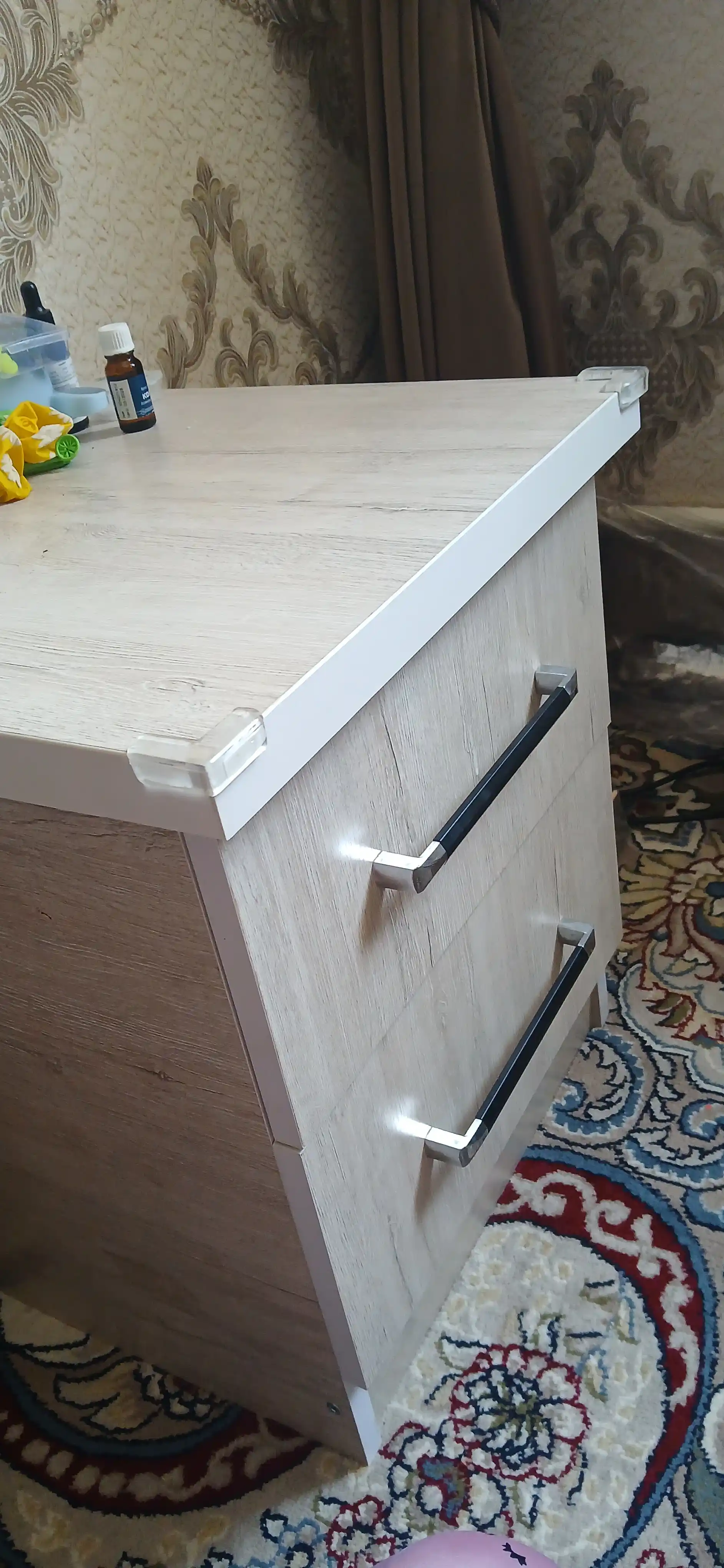 Stol burchaklari uchun silikon qoplamalar, mebel uchun himoya burchaklar, 4 dona