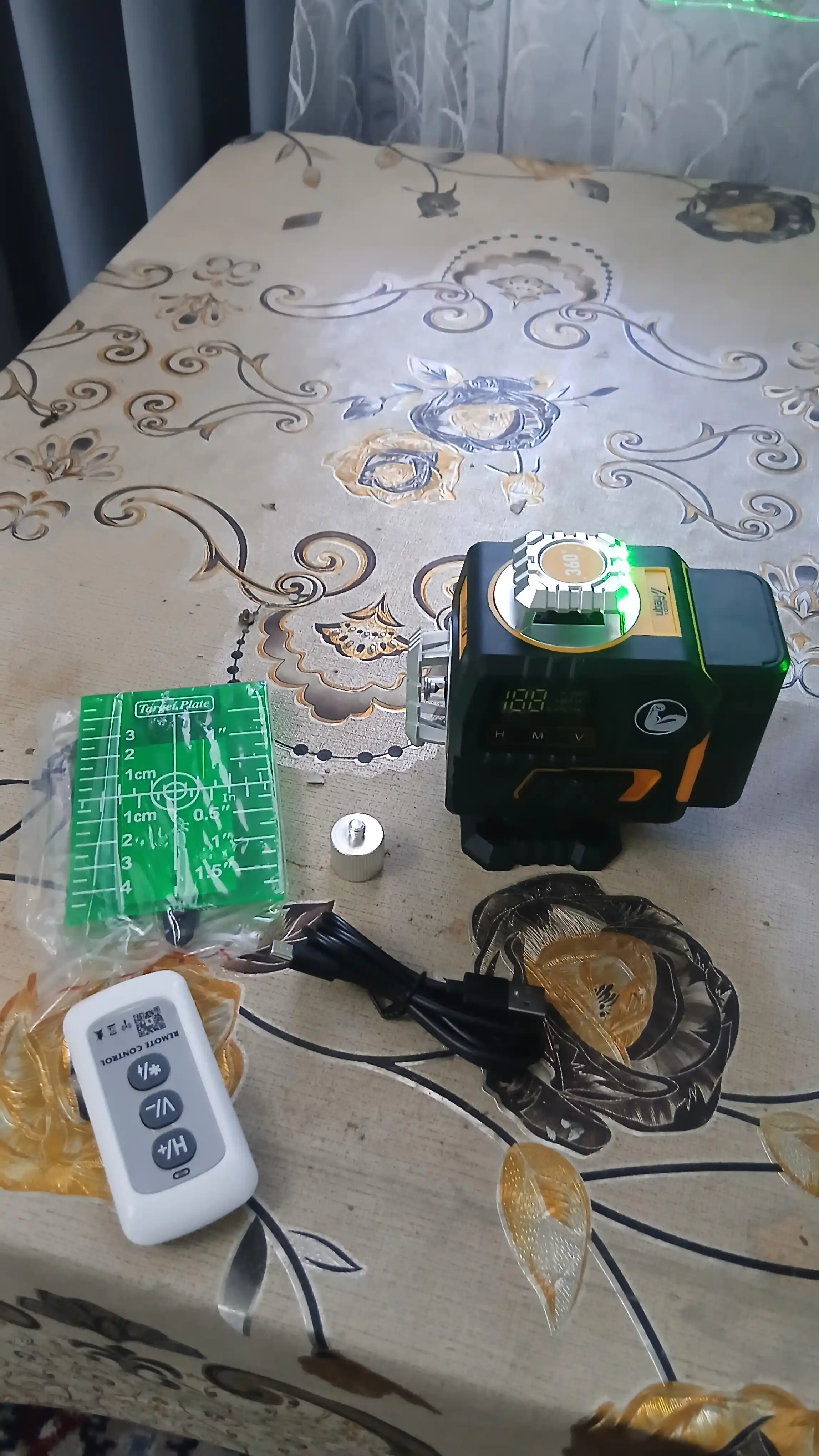 UBAY 4D 16 chiziqli lazerli nivelir,lazer shtativ bilan,lazerniy uroven,lazer professional