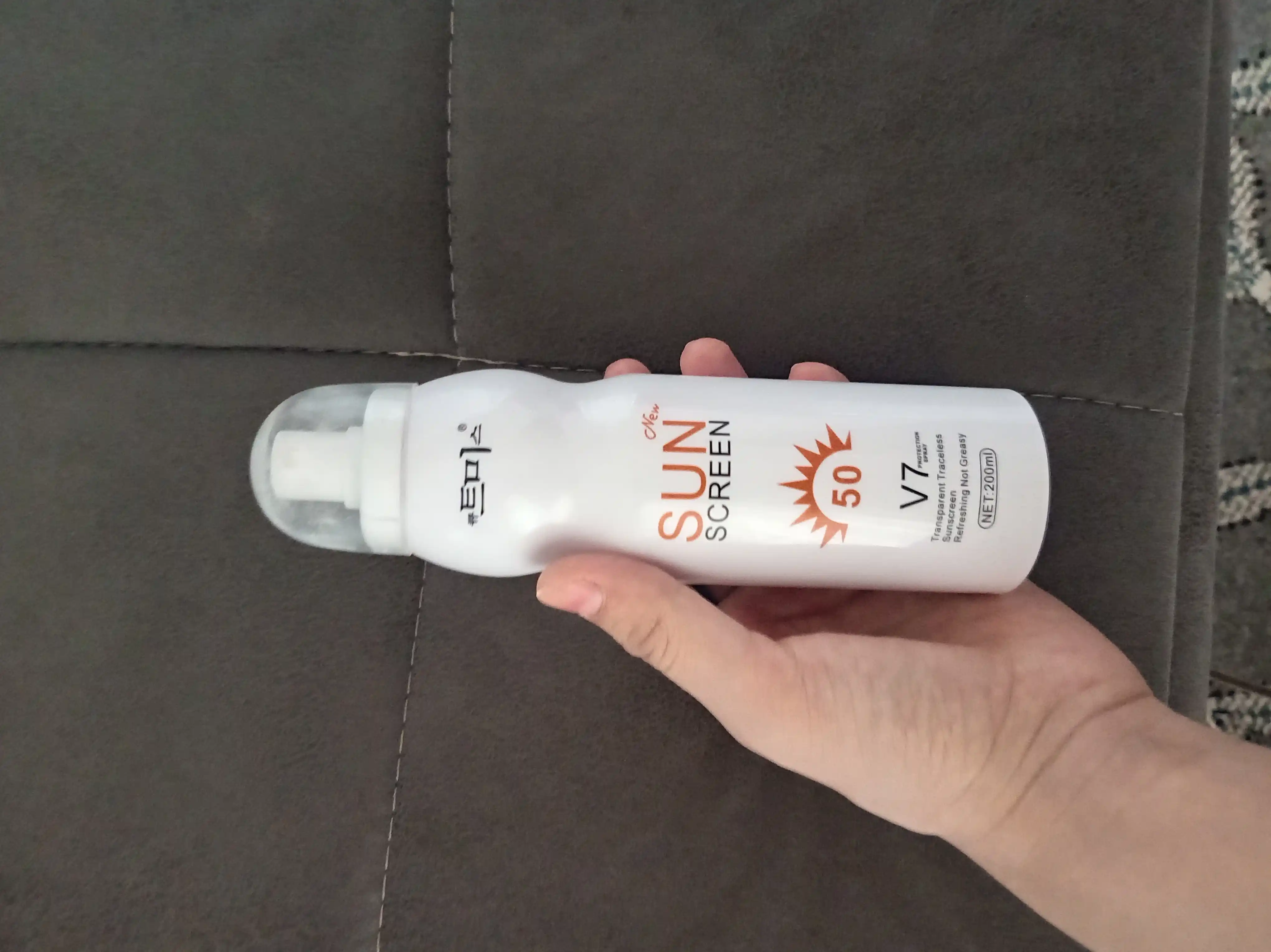 Quyoshdan himoya qiluvchi sprey kremi, 50 spf Quyosh ekrani V7, 200 ml