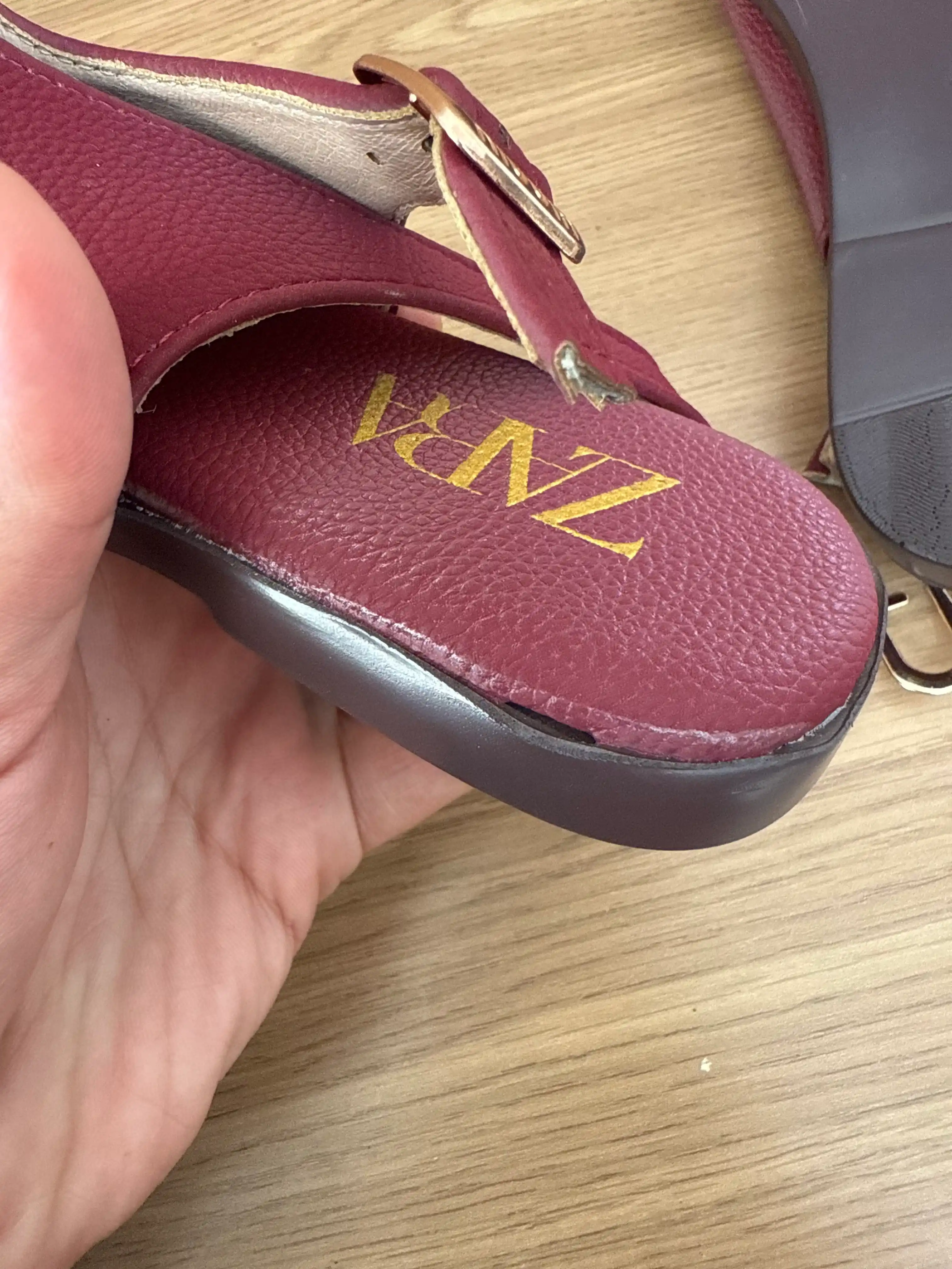 Yollar slaneslari Zara, zamonaviy yozgi shippaklar, har kun uchun