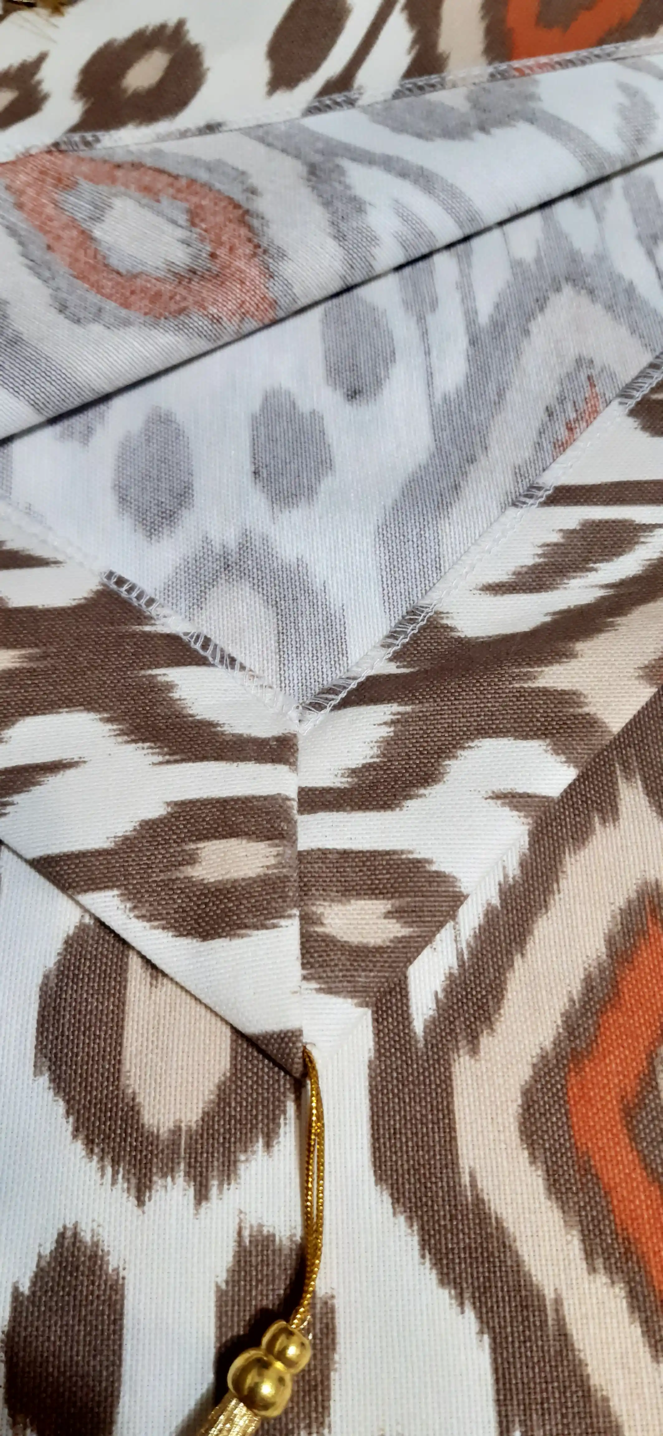 Ikat Раннер – столовая дорожка с национальным узором адрас Размер: 180 ×40 см