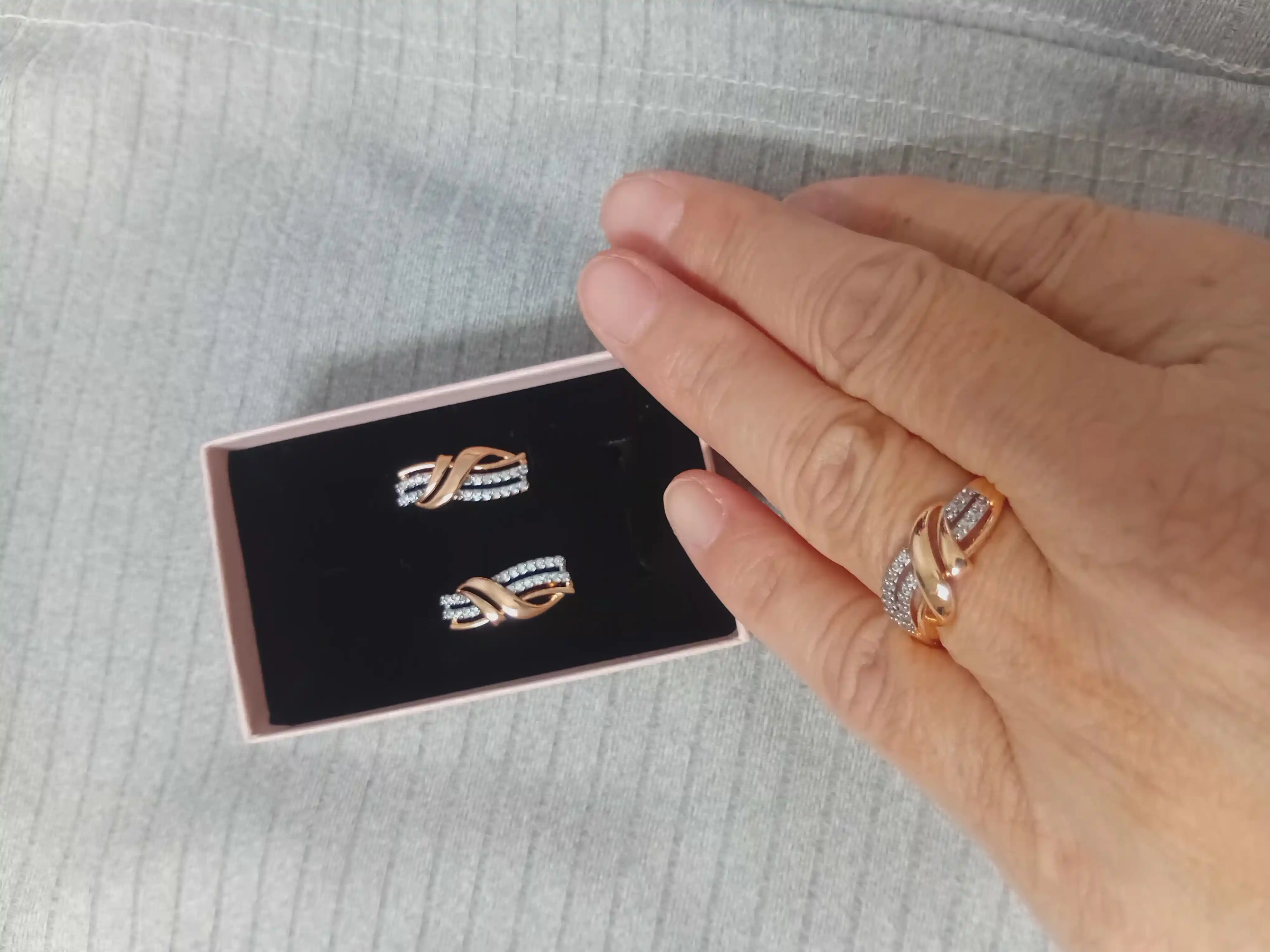 XUPING JEWELRY ayollar va qizlar uchun taqinchoqlar to‘plami