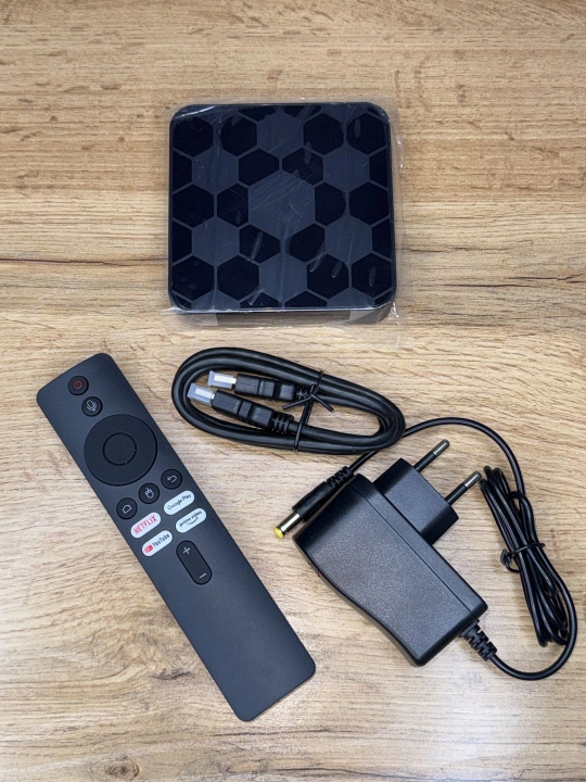 Smart TV приставка Android TV Box 4K, WiFi, IPTV, Смарт приставка для телевизора