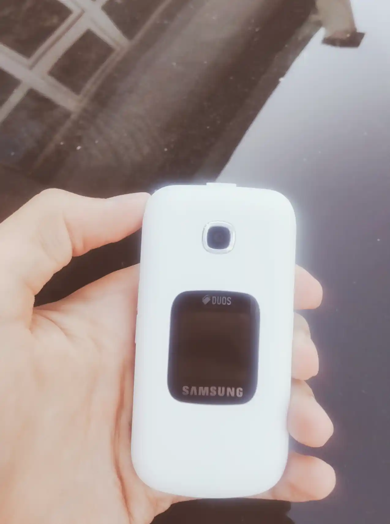 Кнопочный телефон Samsung Gusto 3 GM-B311V