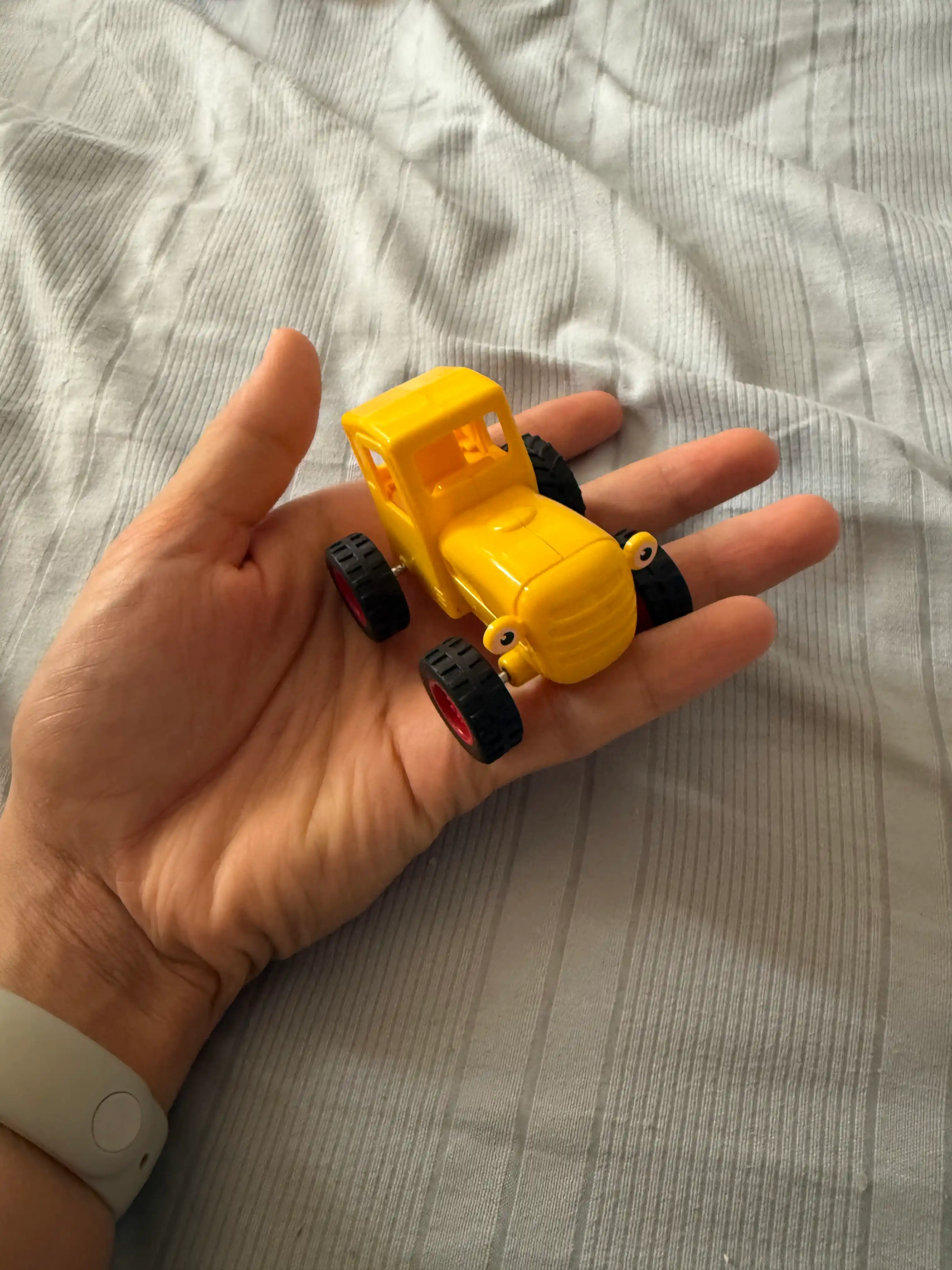 Ko'k traktor o‘yinchog‘i – 4 dona, bolalar uchun mini traktorlar to‘plami