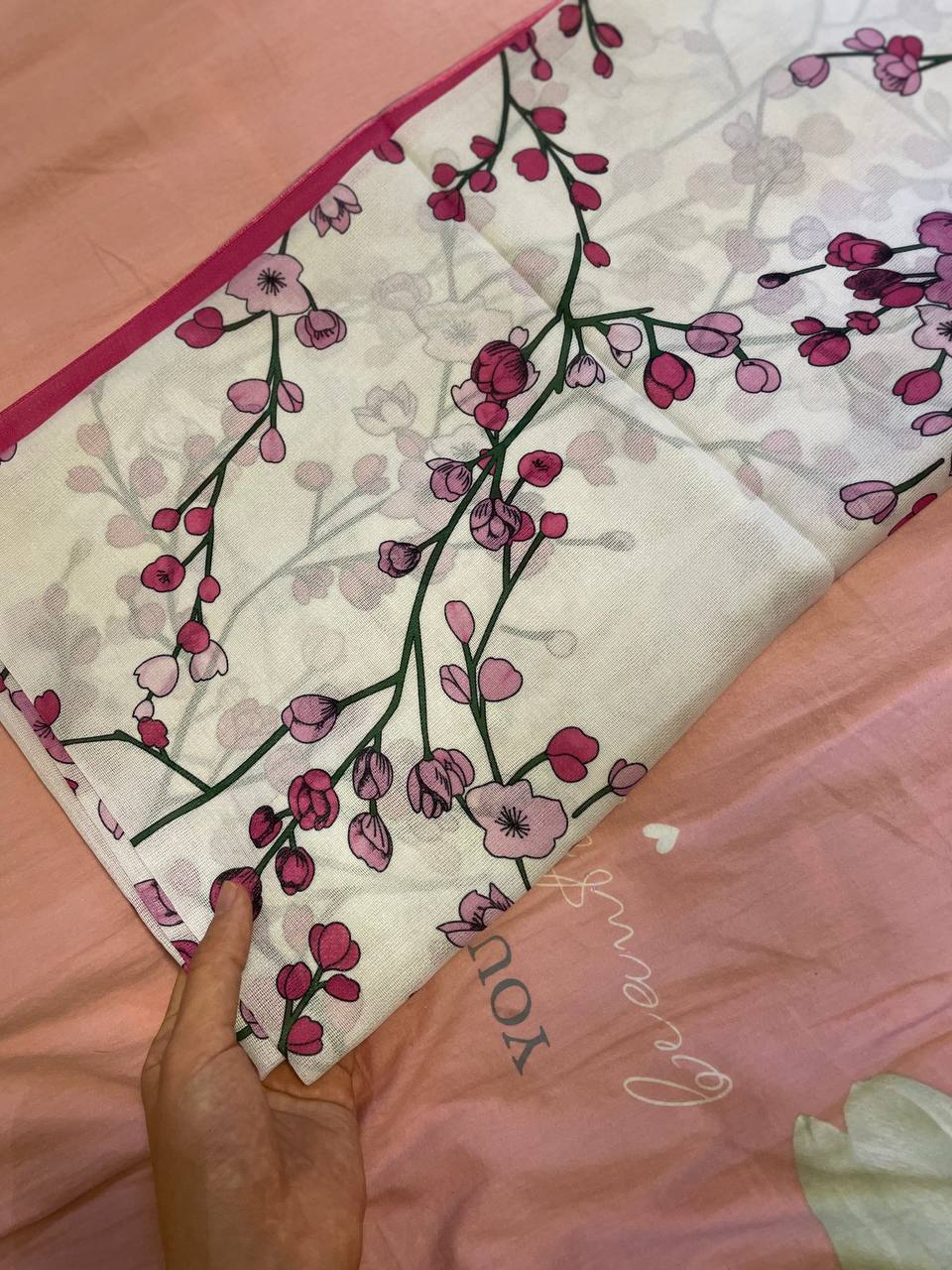 Lazer shifon hijob ro‘mol 110×110, sirpanmaydigan va havo o'tkazuvchi sharf romol, rumol