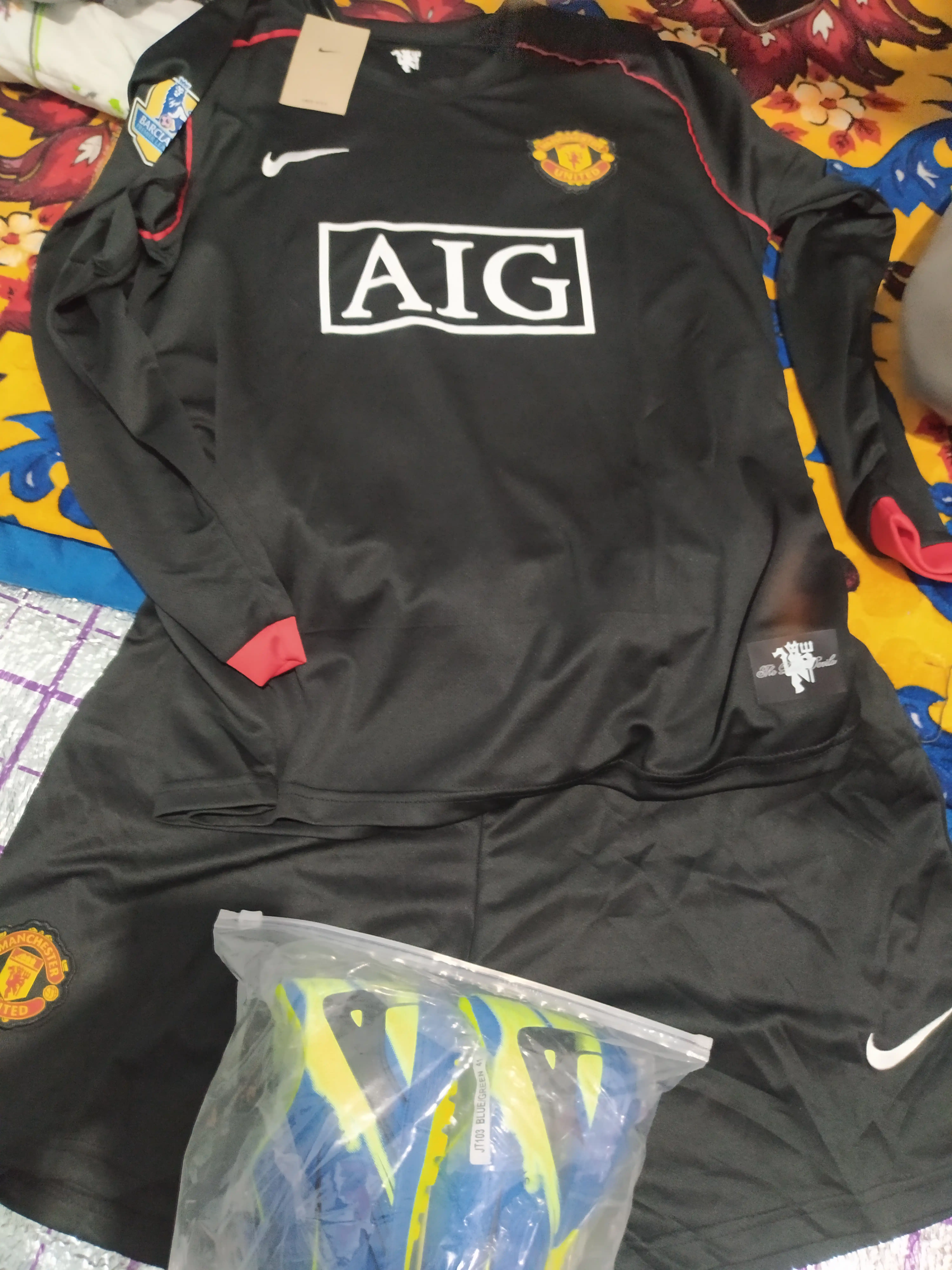 Futbol formasi Retro. Maktab uchun