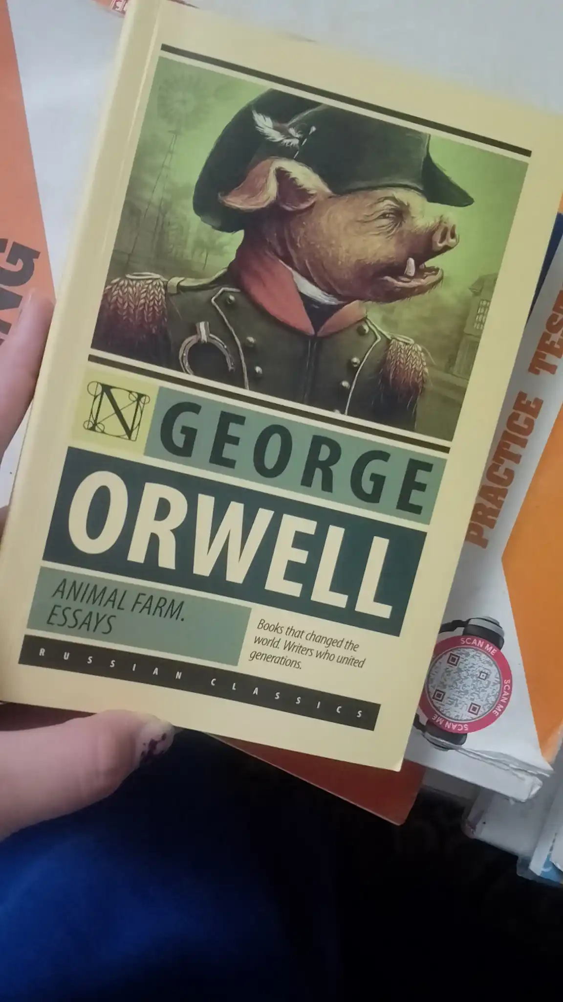 Animal farm. Essays. George Orwell