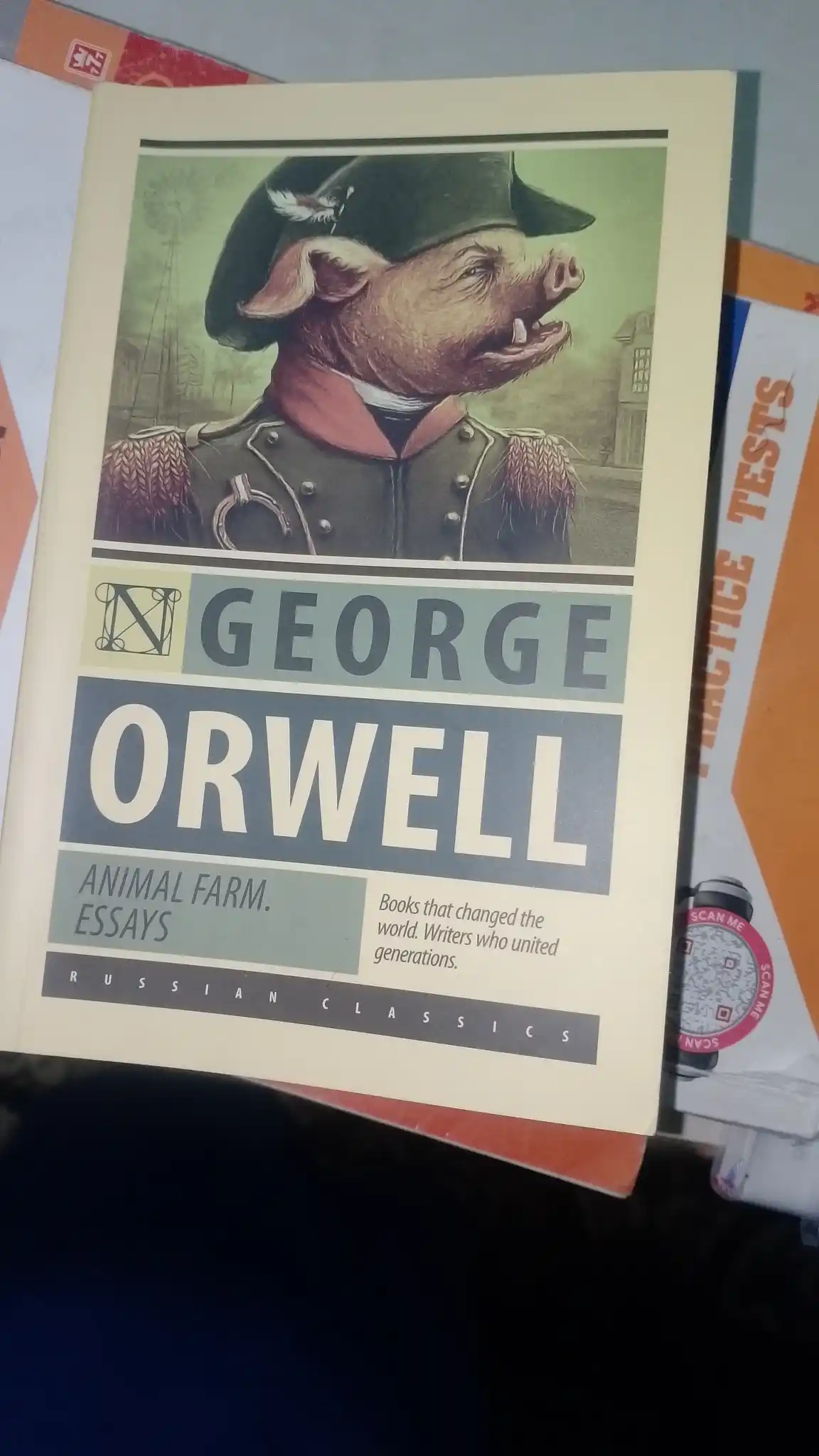 Animal farm. Essays. George Orwell