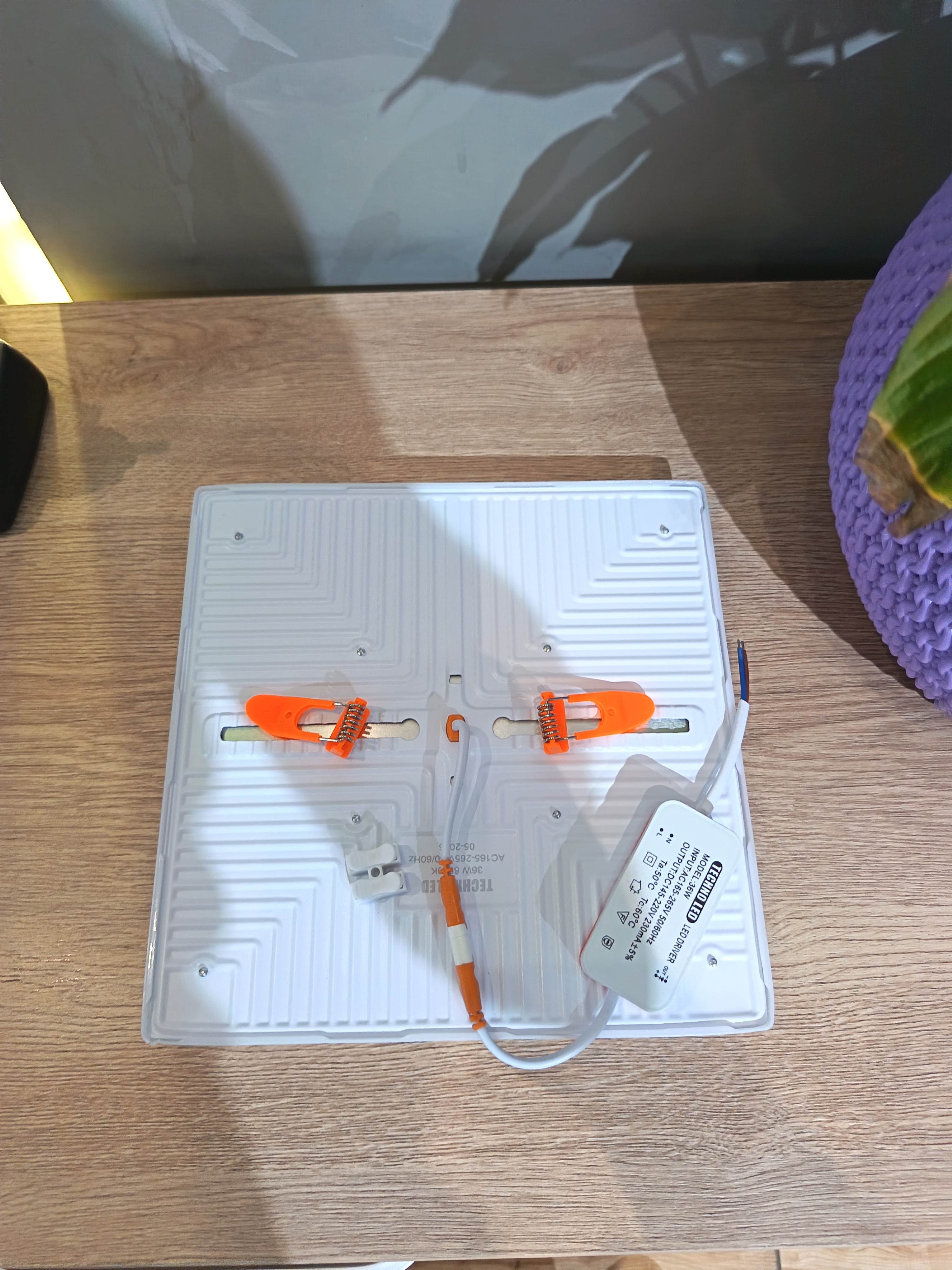 Tashqi, ichki LED panel TECHNO LED, 18W/24W/36W, 6500K, dumaloq led, kvadrat led, 220V