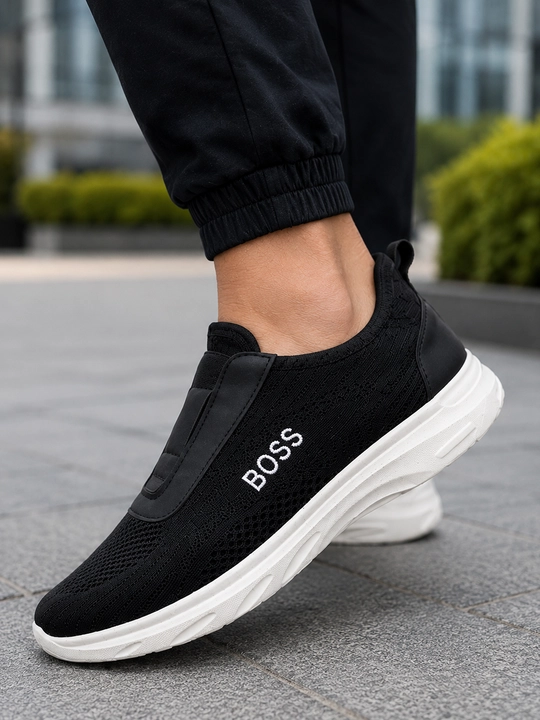 Erkaklar BOSS krossovkasi – sport oyoq kiyimi