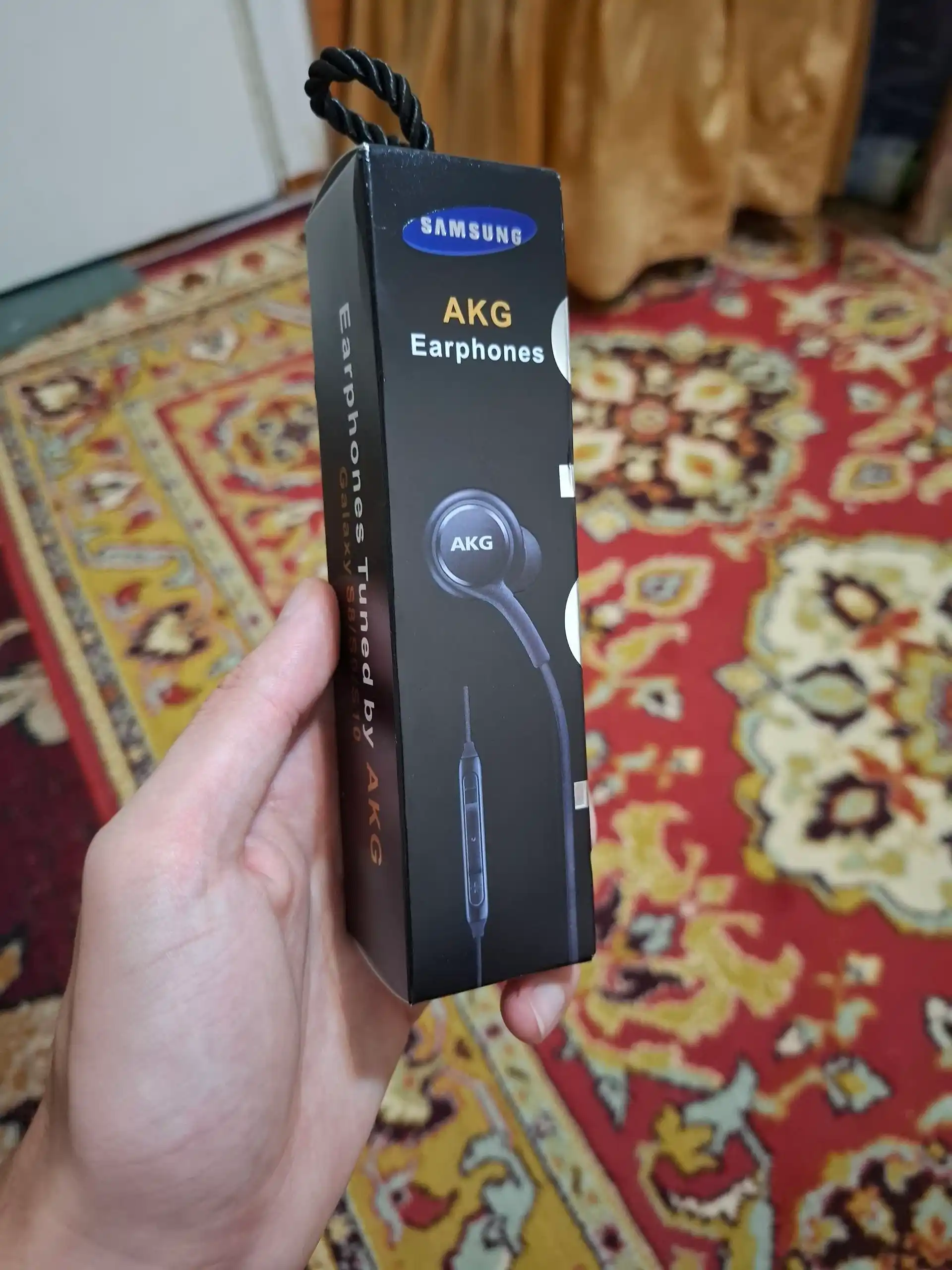 Mikrofonli Samsung AKG simli quloqchinlari, 3,5 mm ulagich
