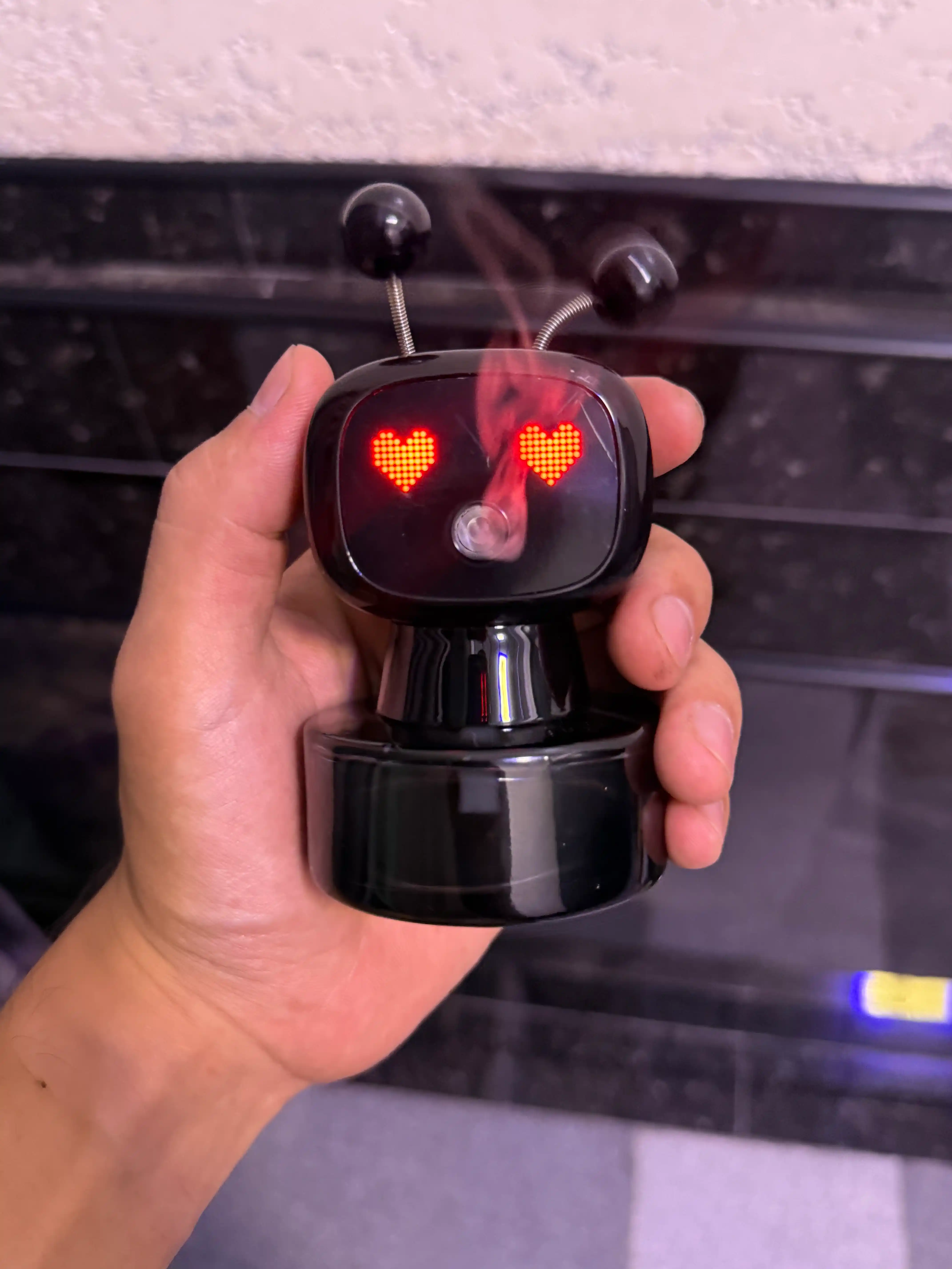 Avtomobil uchun aroma, elektr diffuzor, avtomobil xushbo‘ylantirgichi, usb zaryadkali,