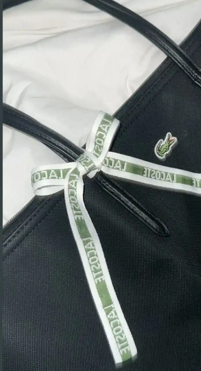 Lacoste uslubidagi ayollar sumkasi