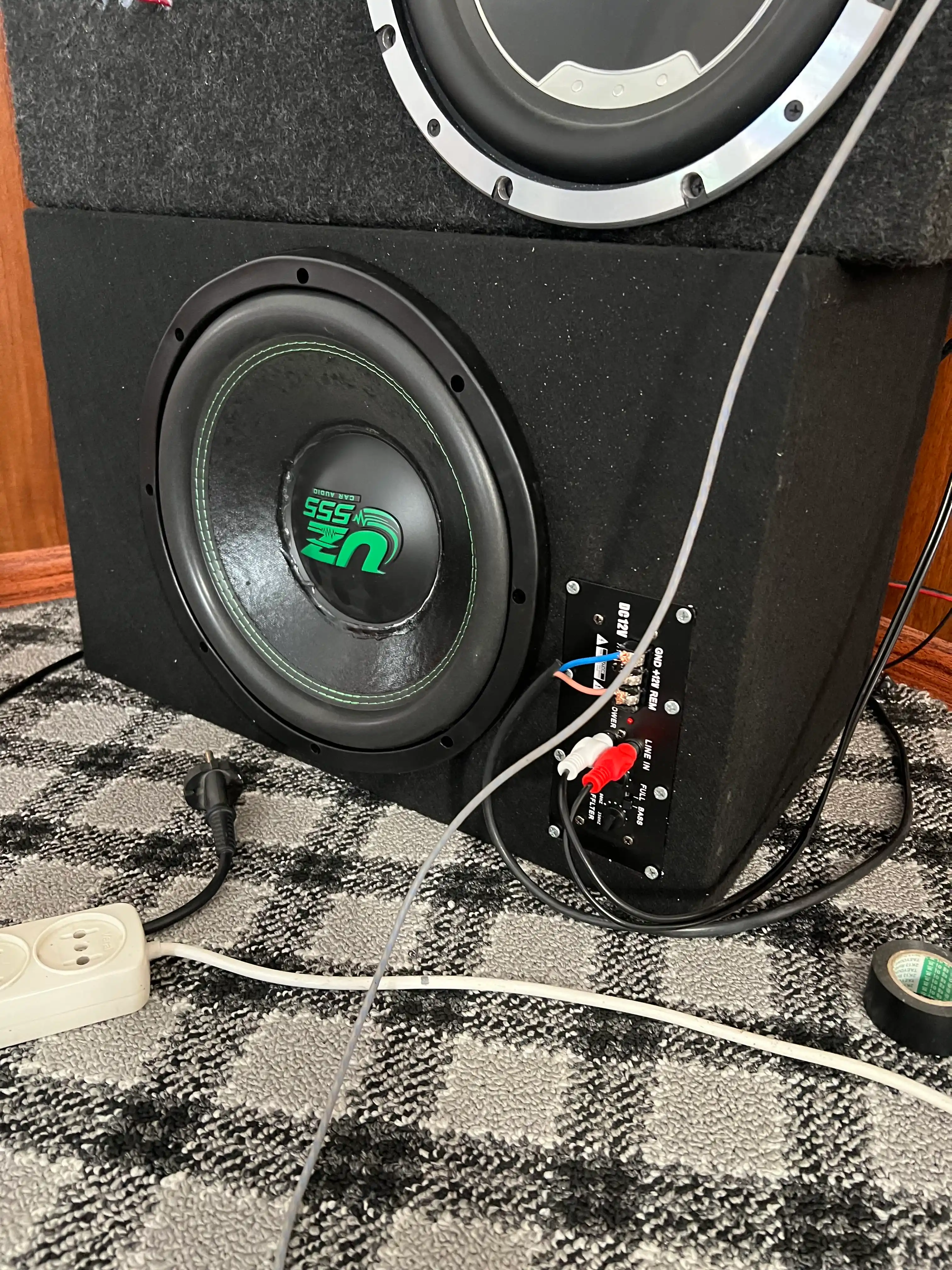 S100 12V 300Vt avtomobil kuchaytirgich platasi, bass sabvufer uchun