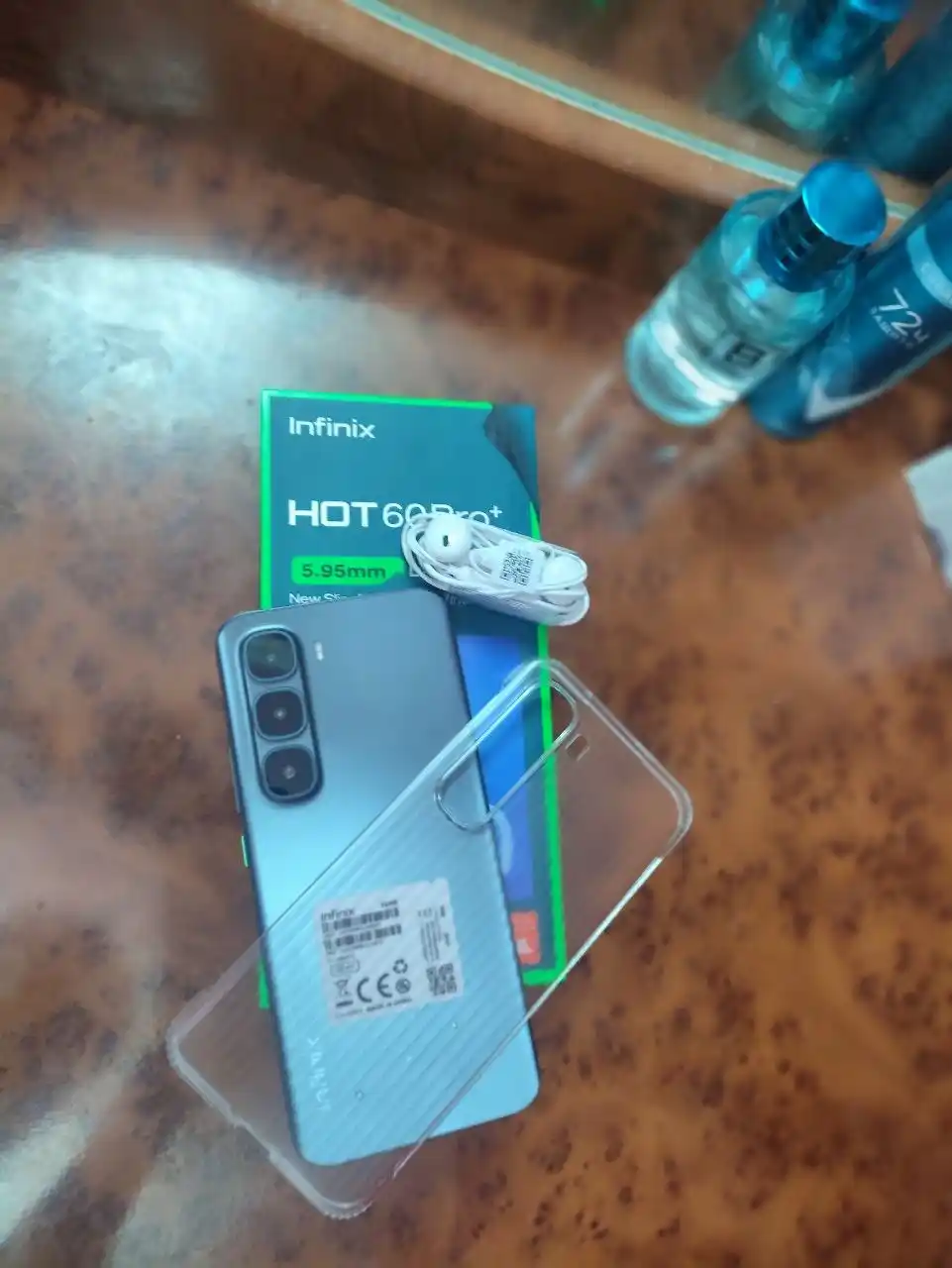 Смартфон Infinix HOT 60 Pro+, 8/256Гб, изогнутый 3D AMOLED 144 Гц, 50 МП, 5160 мА/ч, 45 Вт